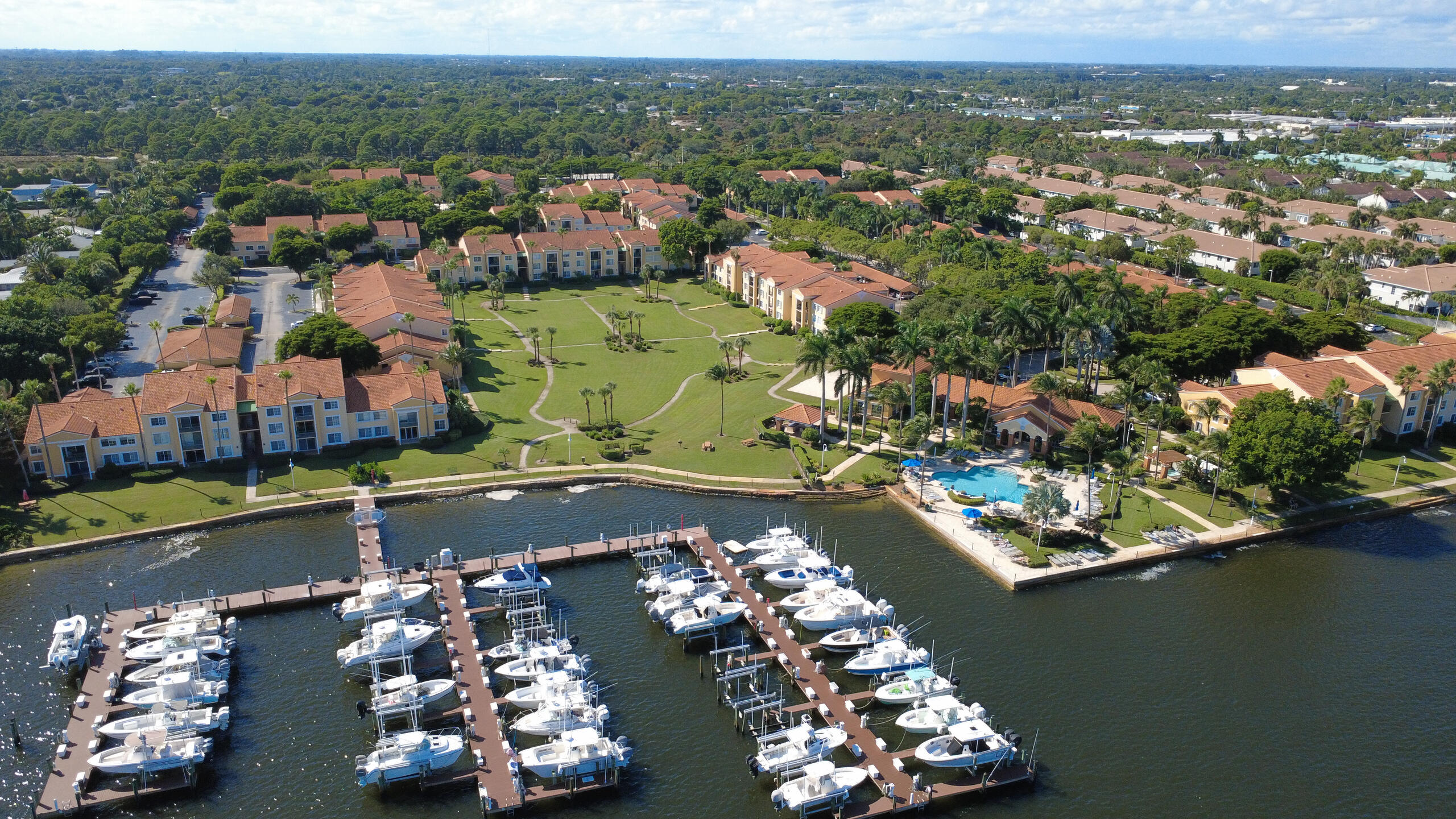 131 Yacht Club #109, Hypoluxo FL 33462