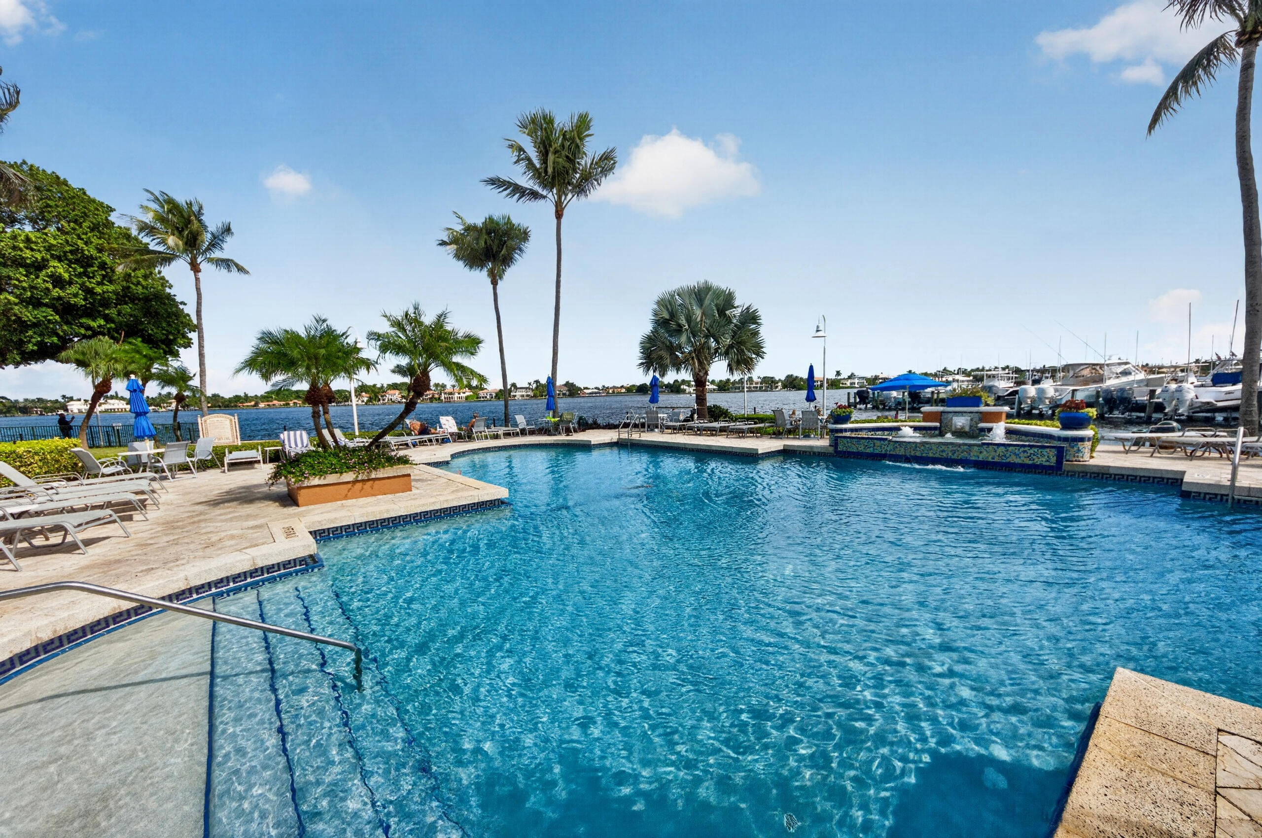 131 Yacht Club #109, Hypoluxo FL 33462