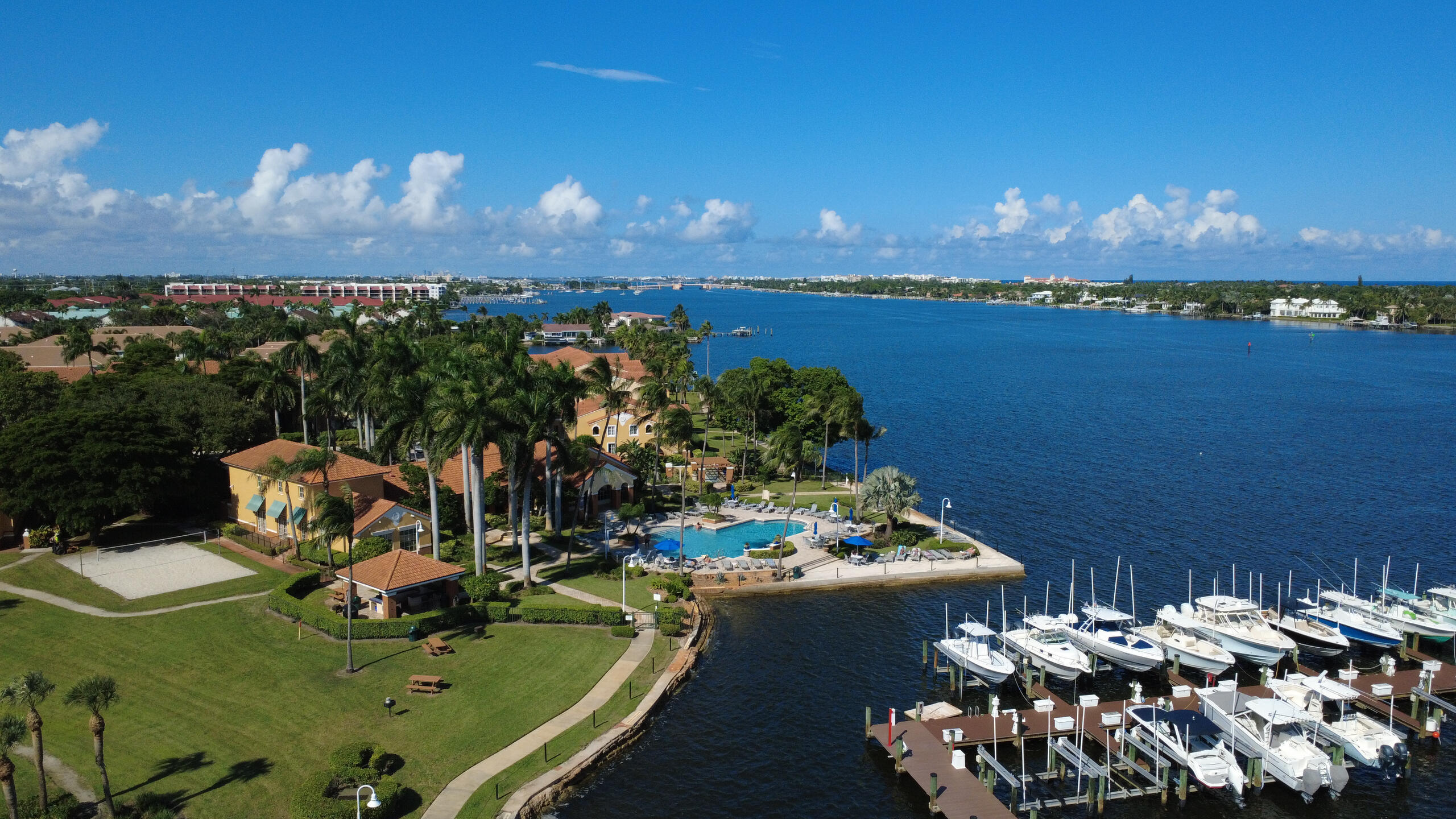 131 Yacht Club #109, Hypoluxo FL 33462