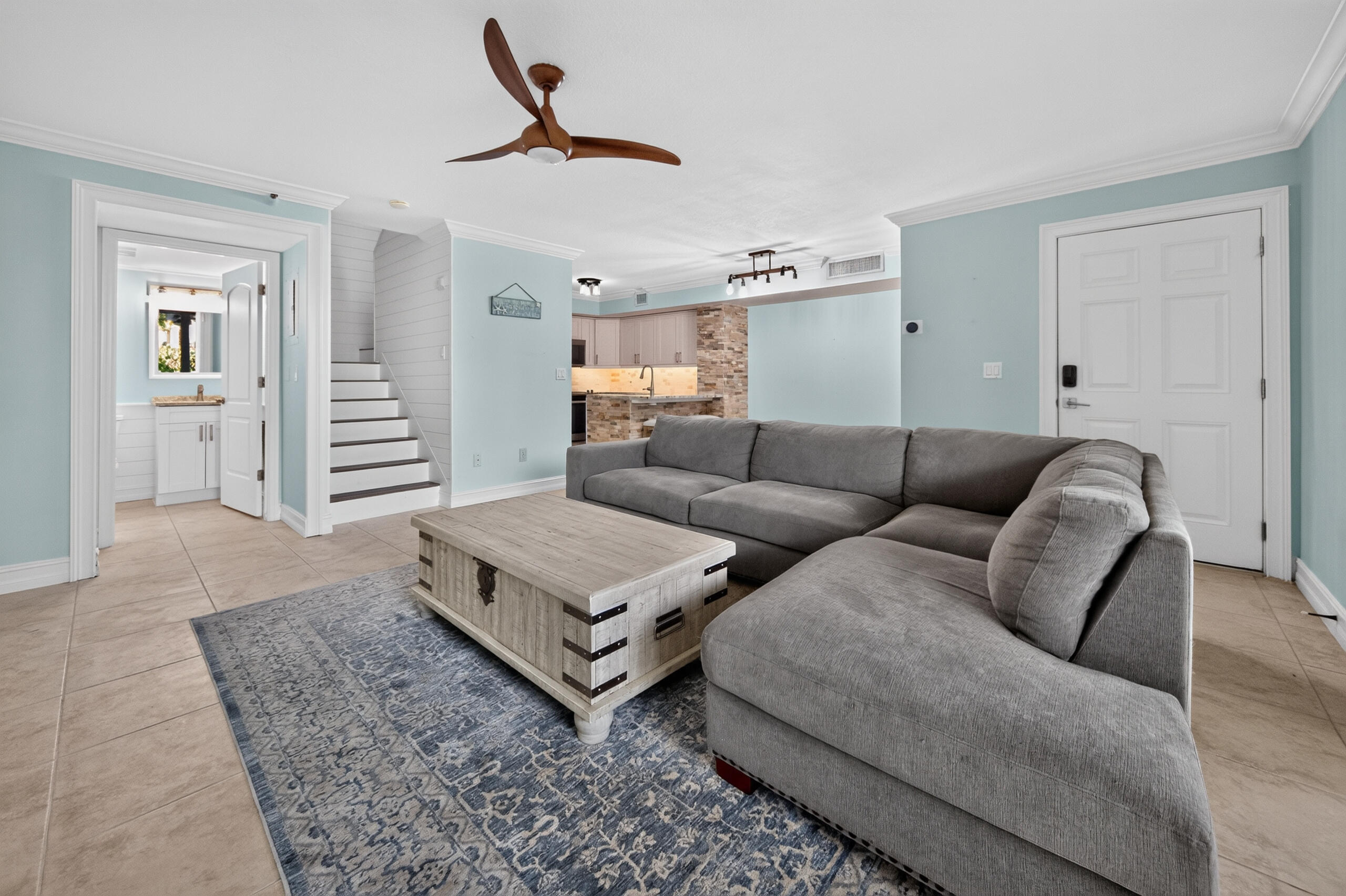 131 Yacht Club #109, Hypoluxo FL 33462