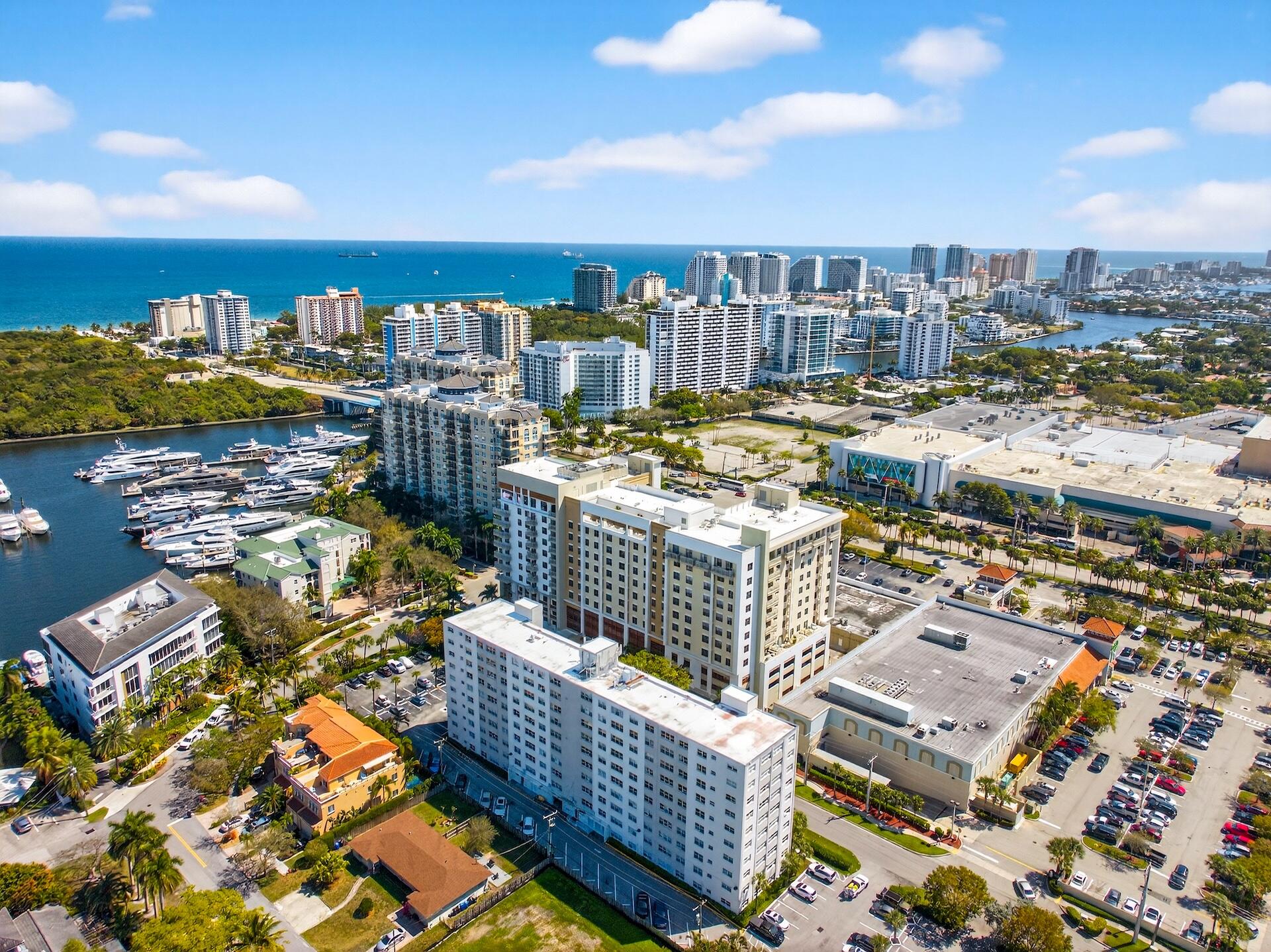 2555 NE 11TH #404, Fort Lauderdale FL 33304