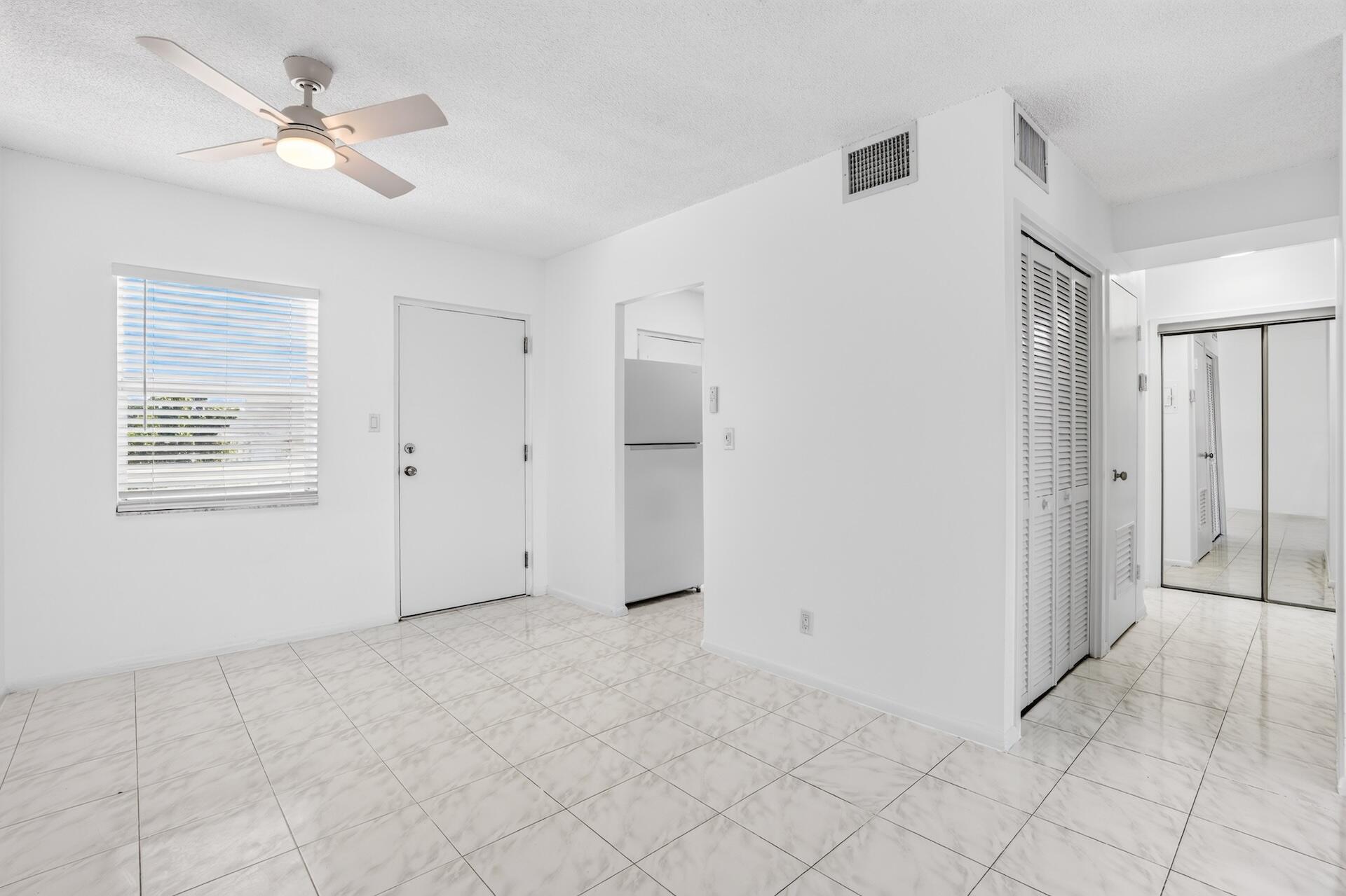 2555 NE 11TH #404, Fort Lauderdale FL 33304