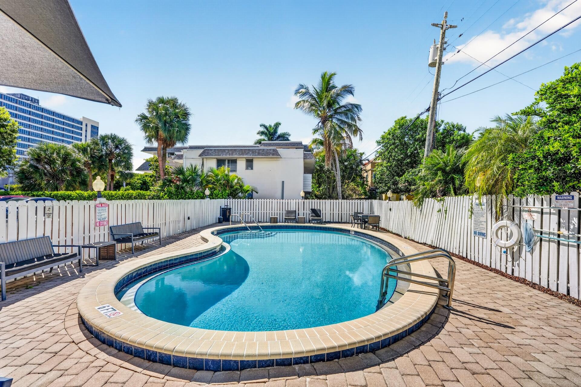 2555 NE 11TH #404, Fort Lauderdale FL 33304