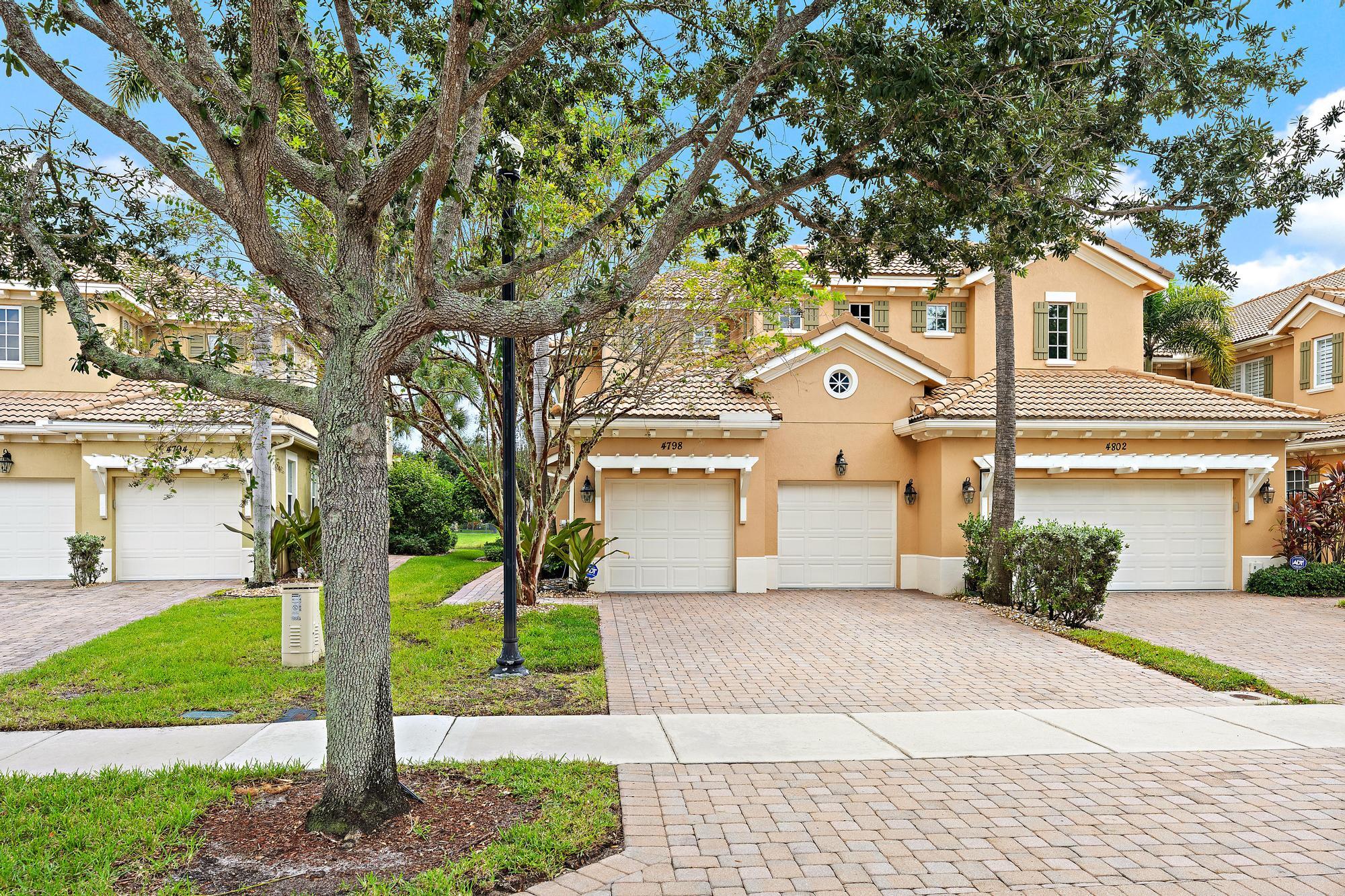 4798 Cadiz, Palm Beach Gardens FL 33418