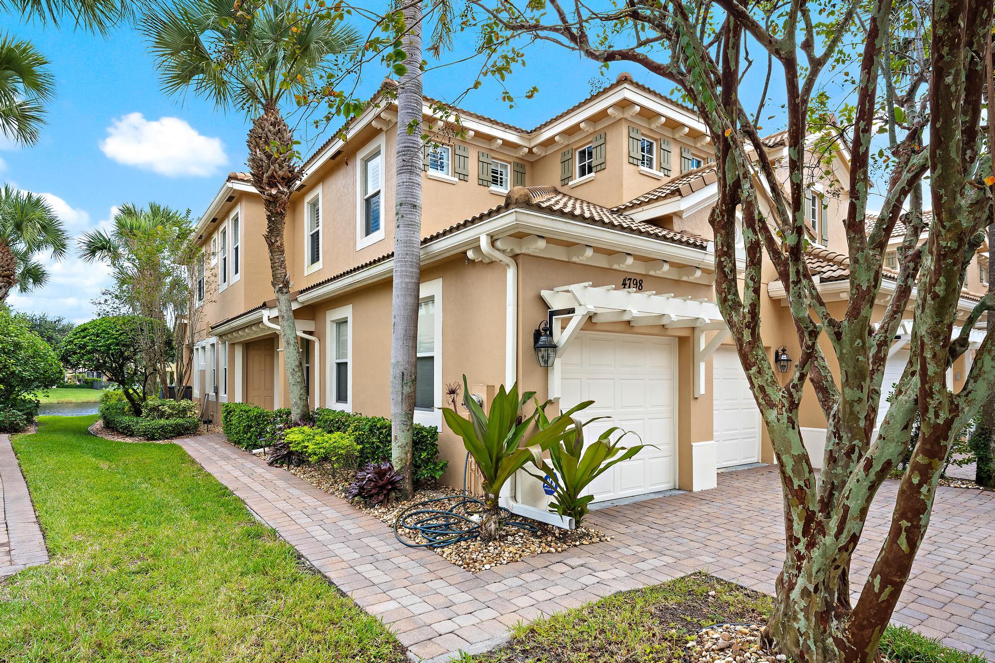 4798 Cadiz, Palm Beach Gardens FL 33418