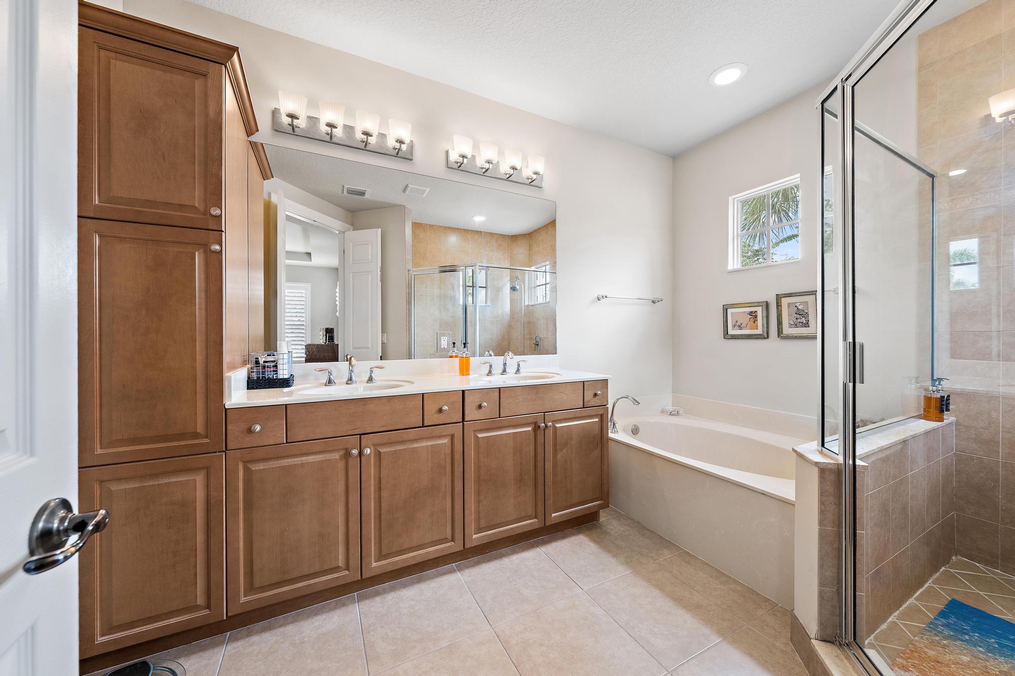4798 Cadiz, Palm Beach Gardens FL 33418