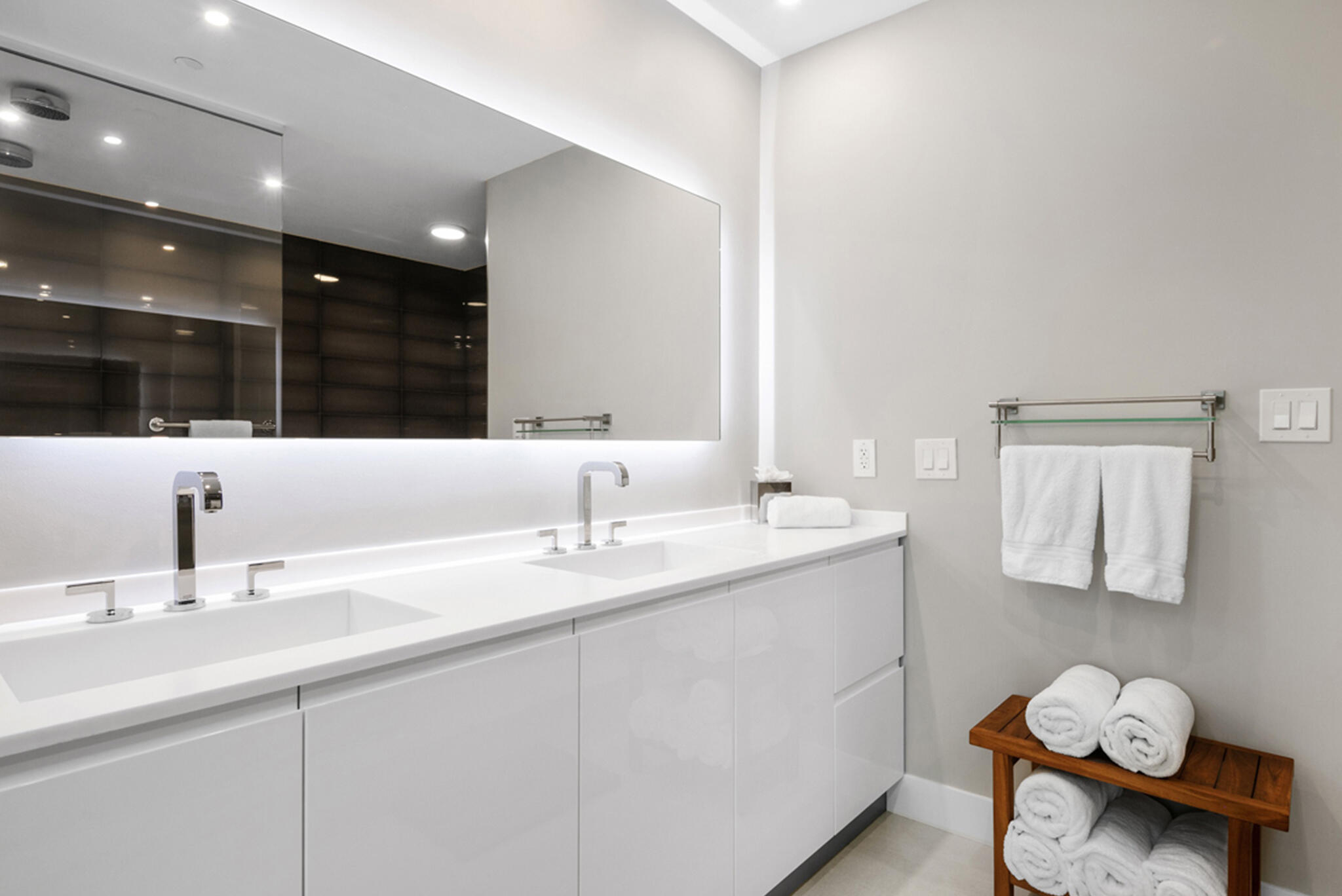 920 Intracoastal #1503, Fort Lauderdale FL 33304