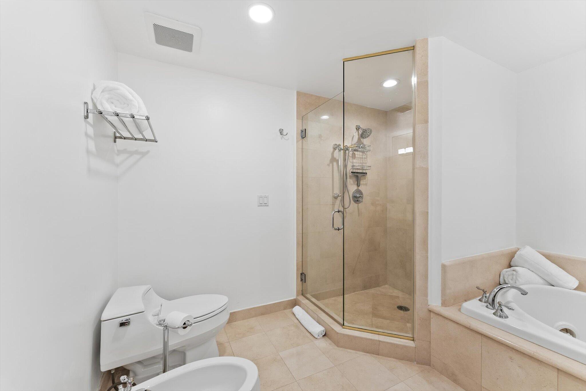 2110 N OCEAN #24D, Fort Lauderdale FL 33305