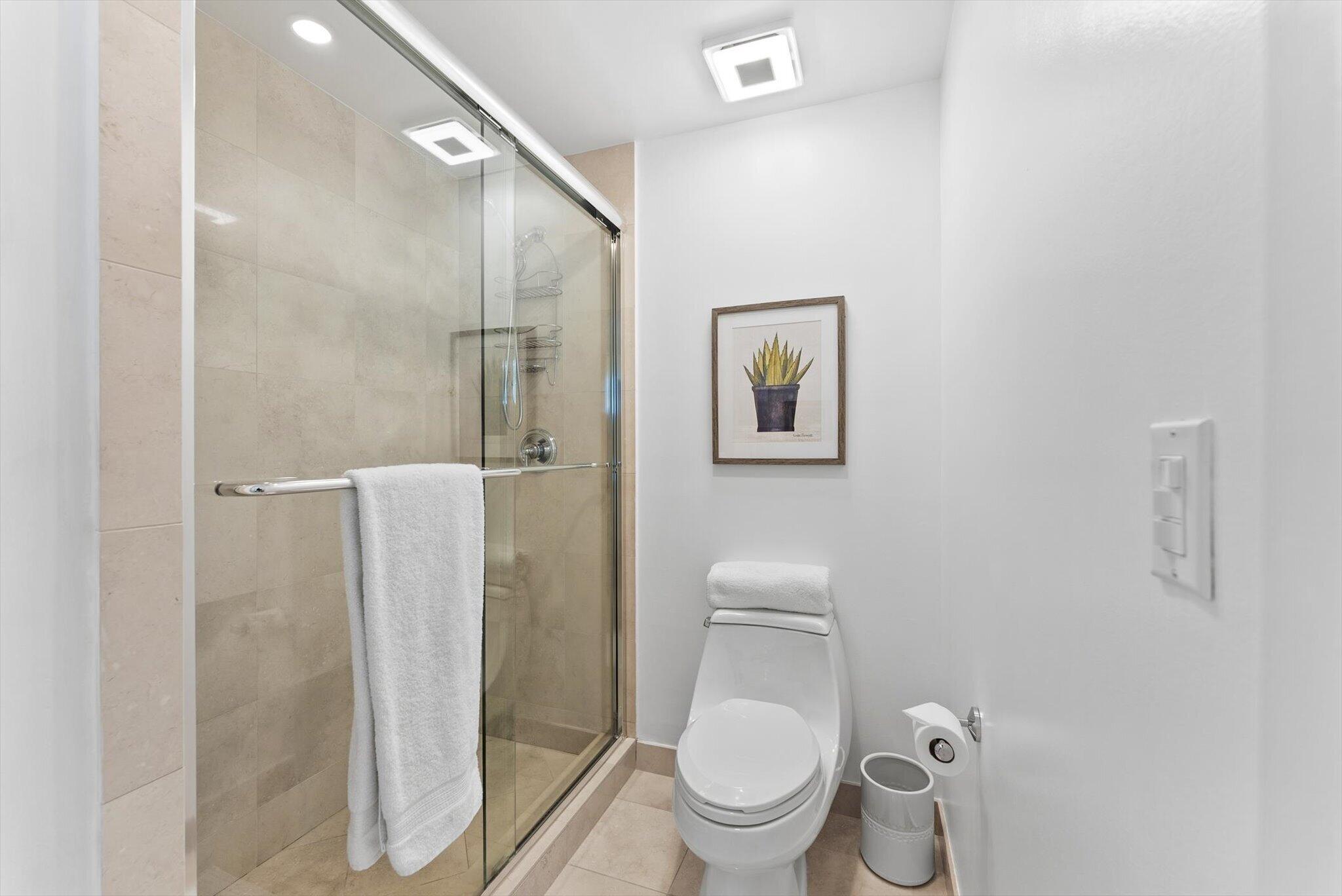 2110 N OCEAN #24D, Fort Lauderdale FL 33305