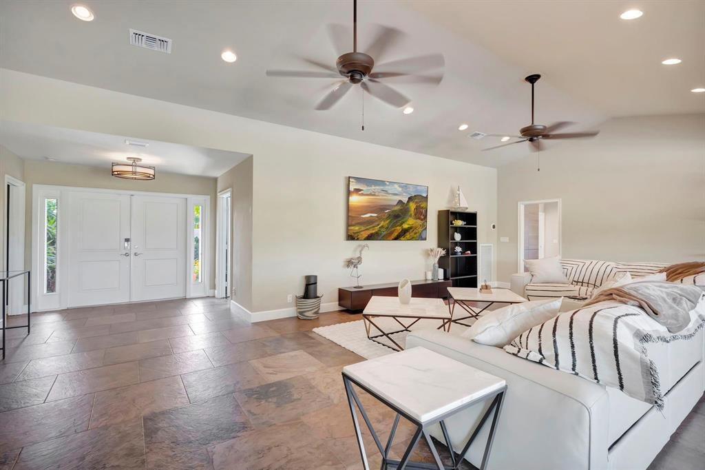 4907 Holly, Tamarac FL 33319