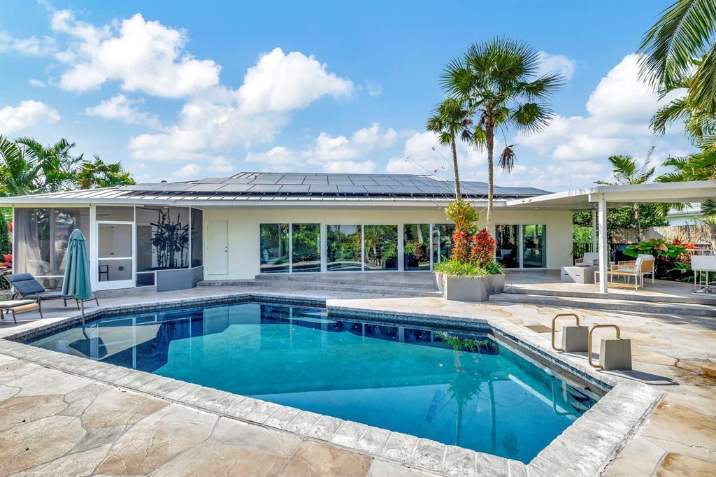 4907 Holly, Tamarac FL 33319