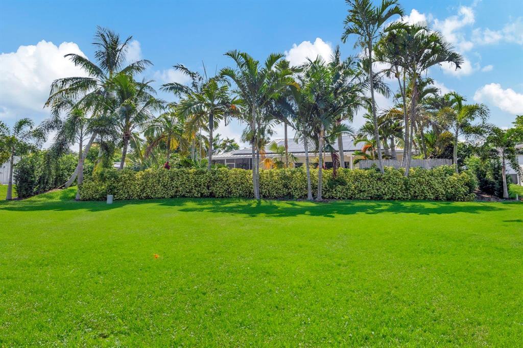 4907 Holly, Tamarac FL 33319