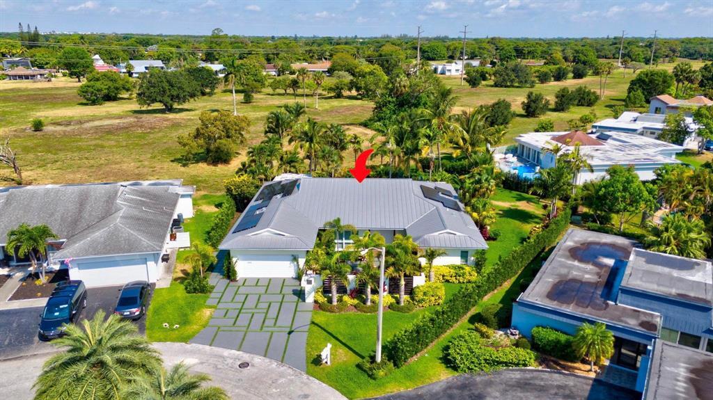 4907 Holly, Tamarac FL 33319
