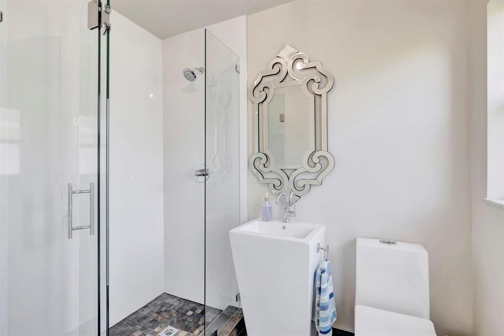 4907 Holly, Tamarac FL 33319