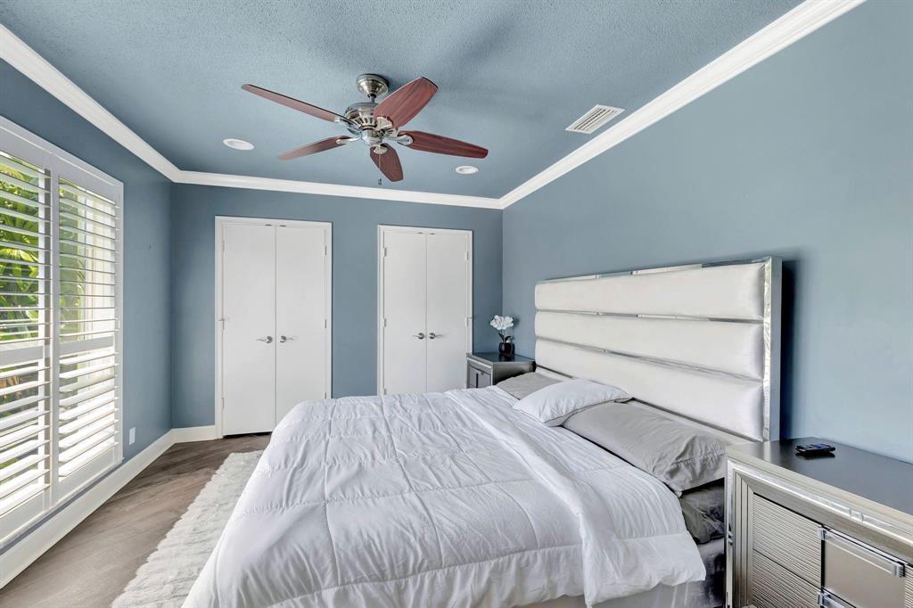 4907 Holly, Tamarac FL 33319