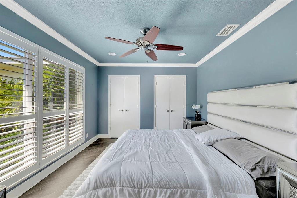 4907 Holly, Tamarac FL 33319