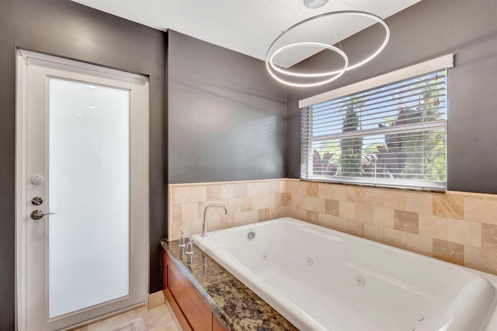 4907 Holly, Tamarac FL 33319