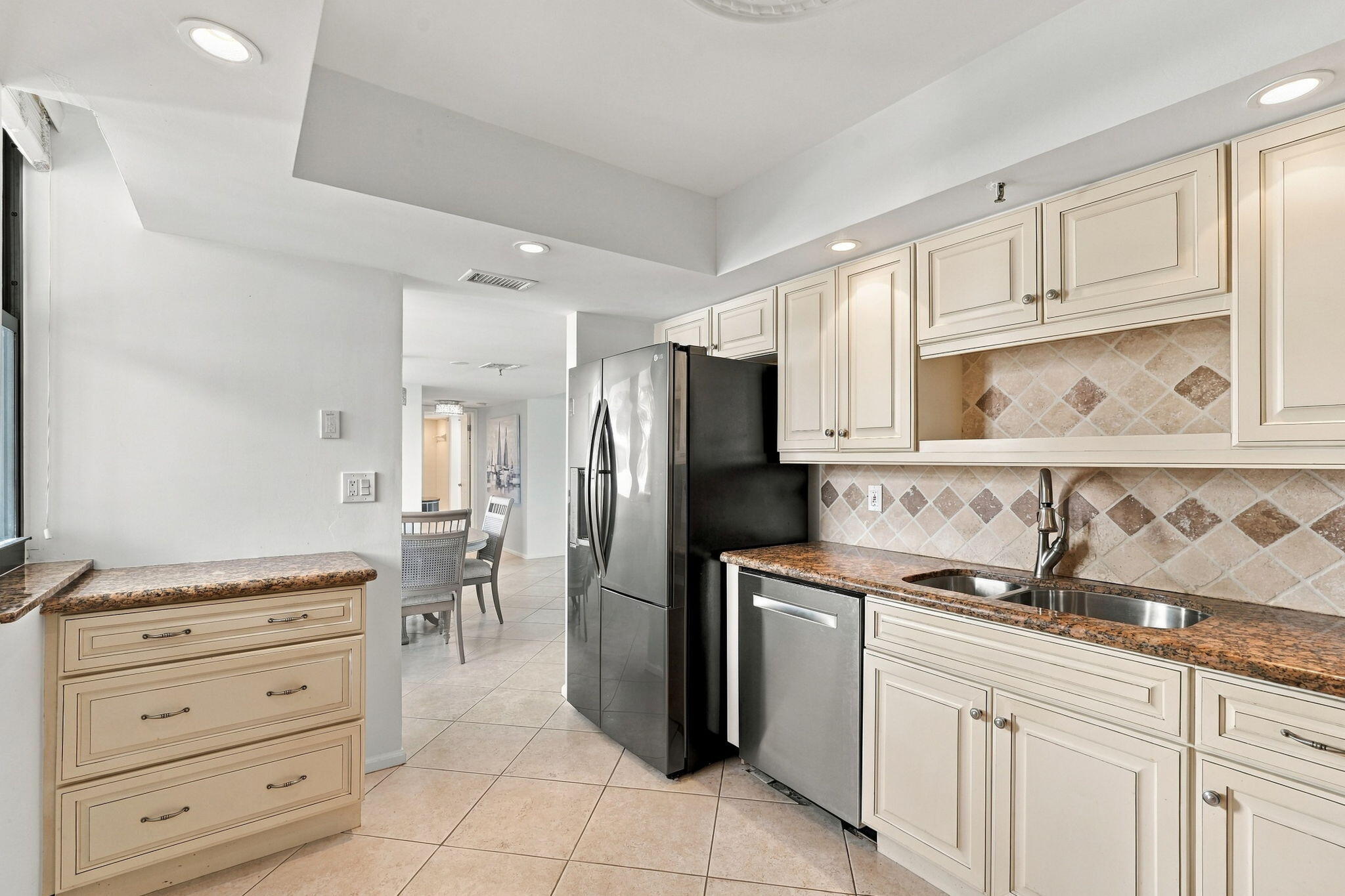 8200 Lakeshore #2020, Hypoluxo FL 33462