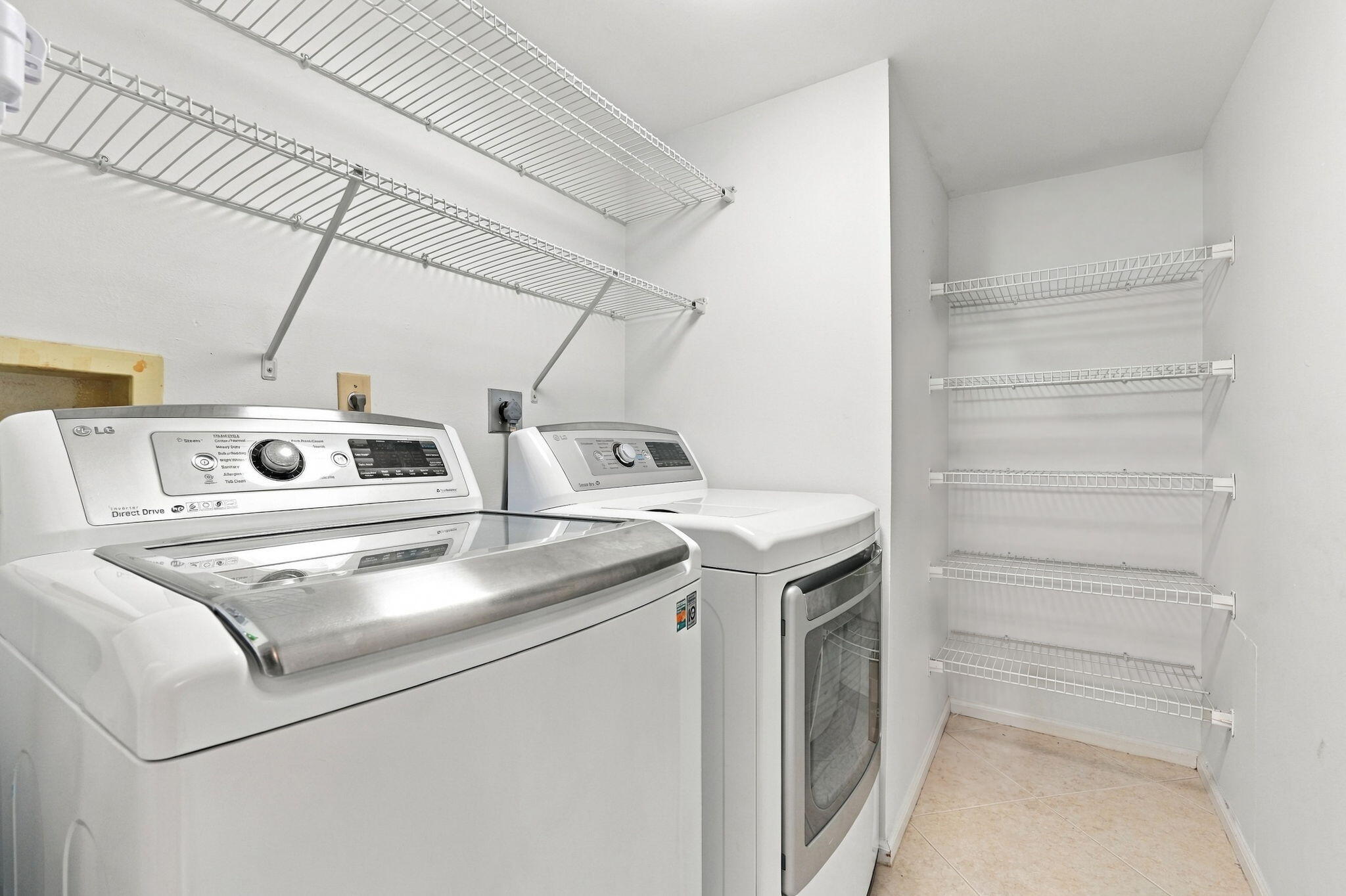 8200 Lakeshore #2020, Hypoluxo FL 33462
