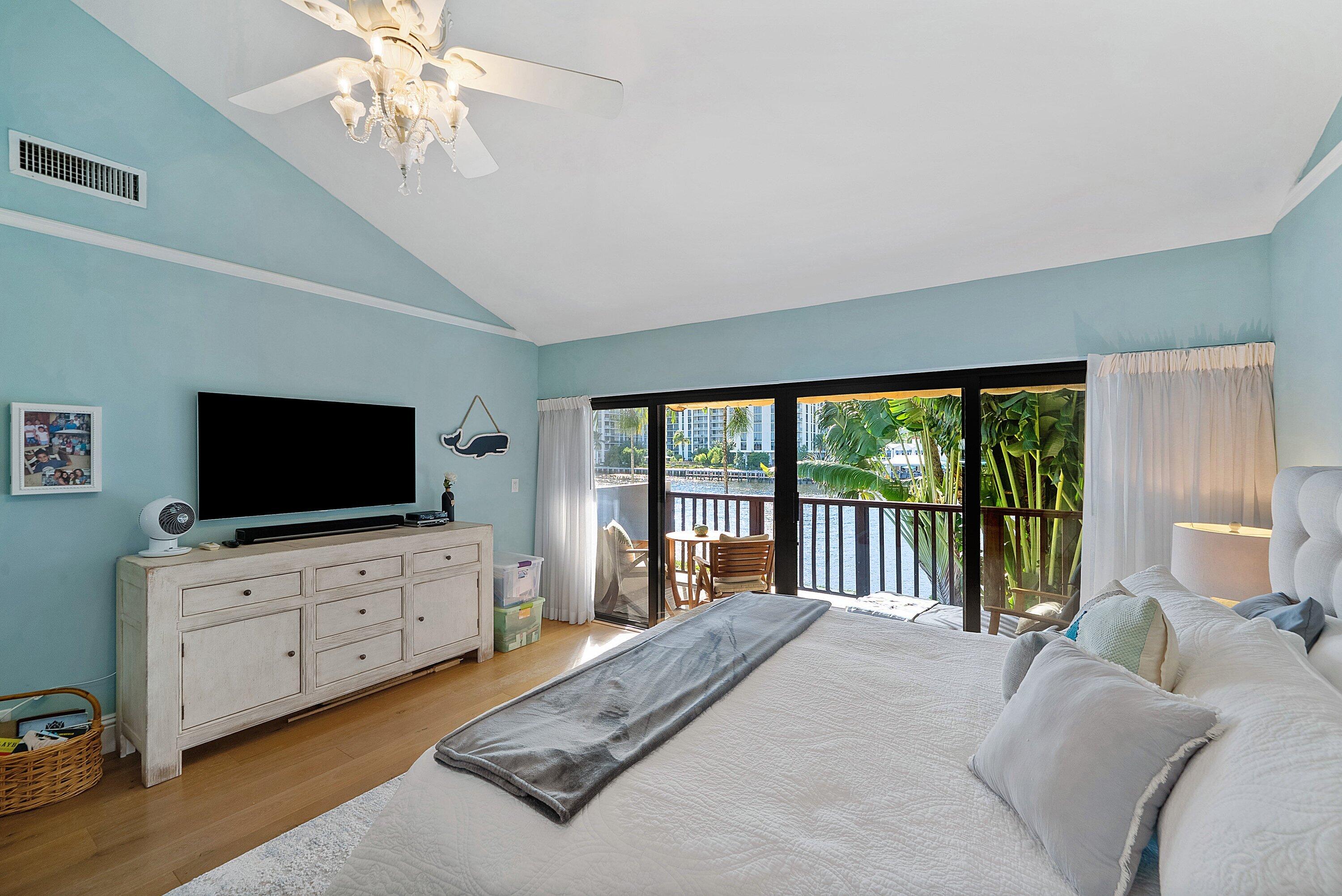 5598 N Ocean, Ocean Ridge FL 33435