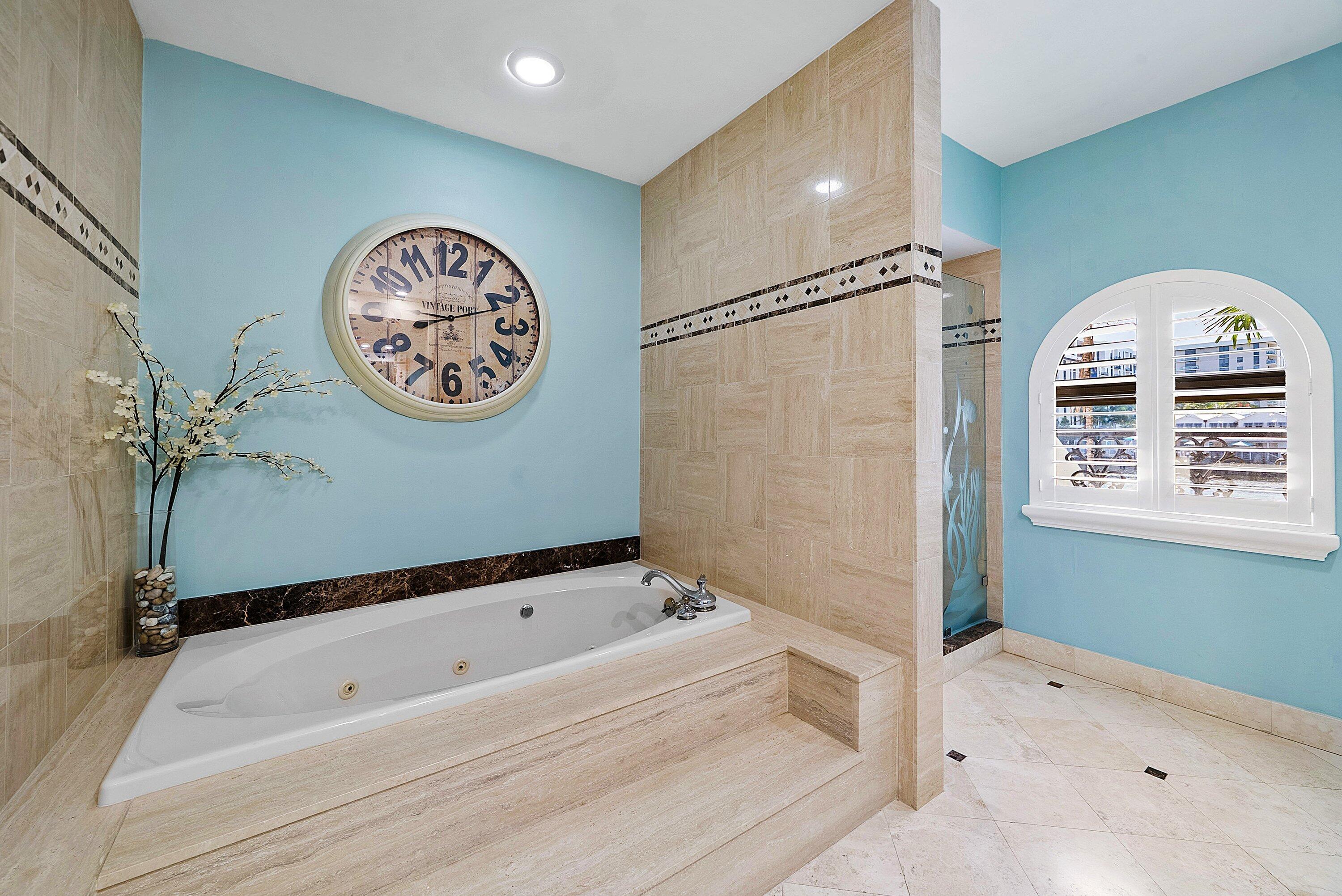 5598 N Ocean, Ocean Ridge FL 33435