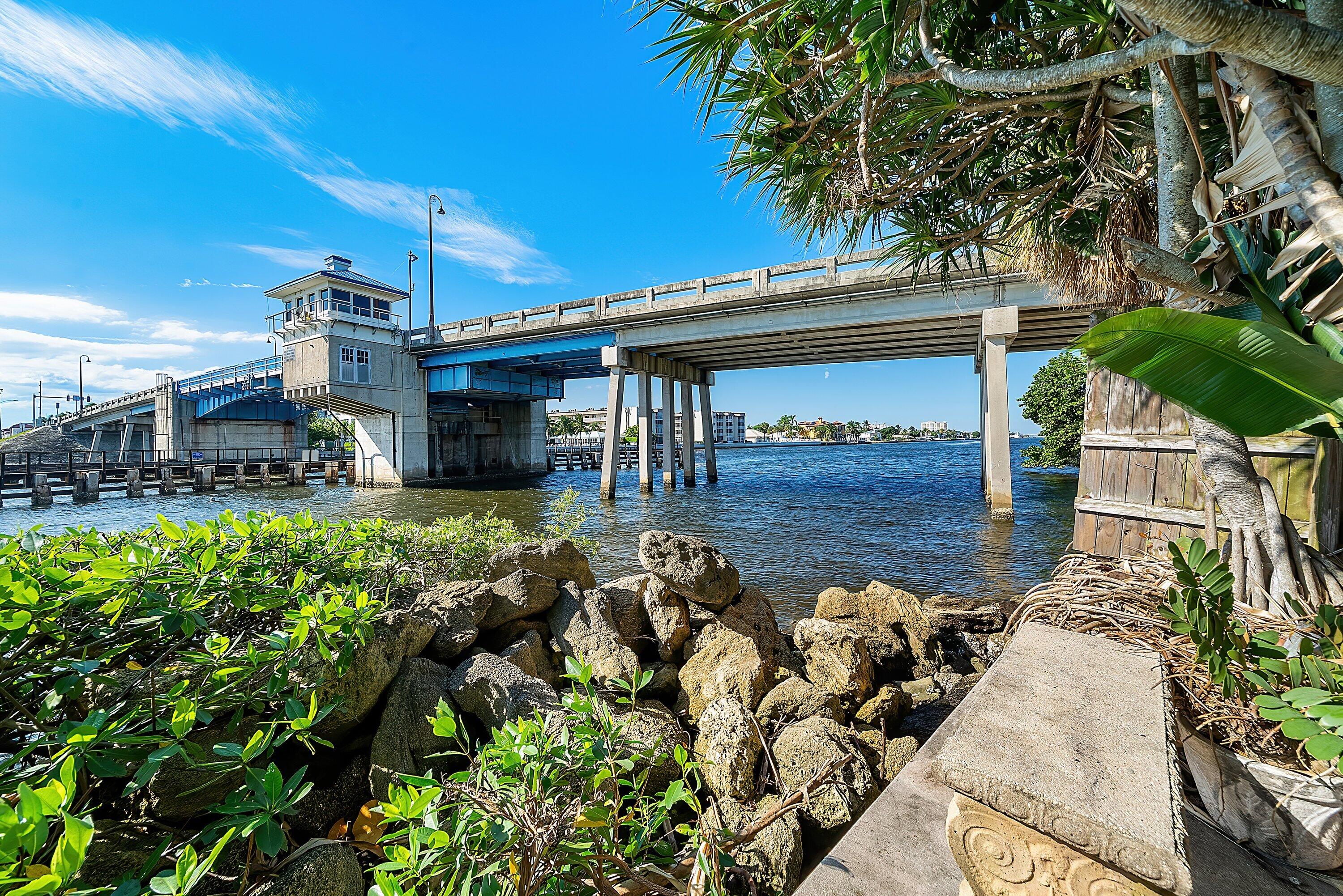 5598 N Ocean, Ocean Ridge FL 33435