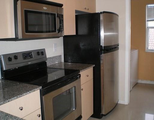 2544 CENTERGATE #202, Miramar FL 33025
