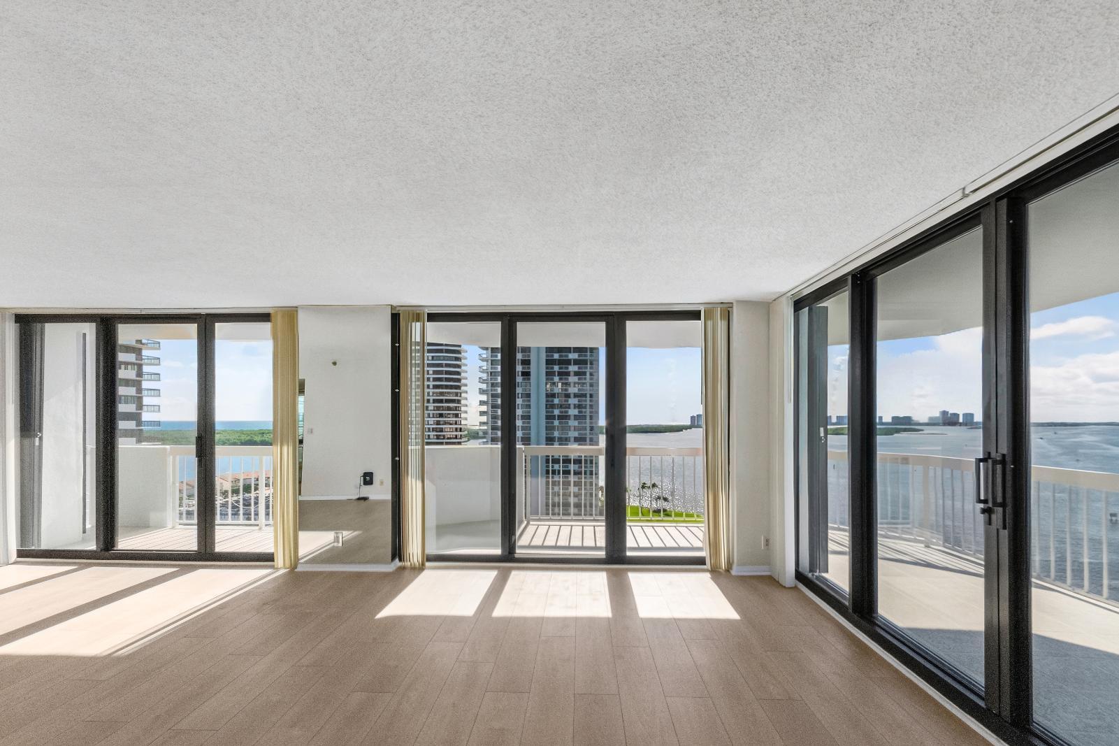 123 LAKESHORE #1543, North Palm Beach FL 33408