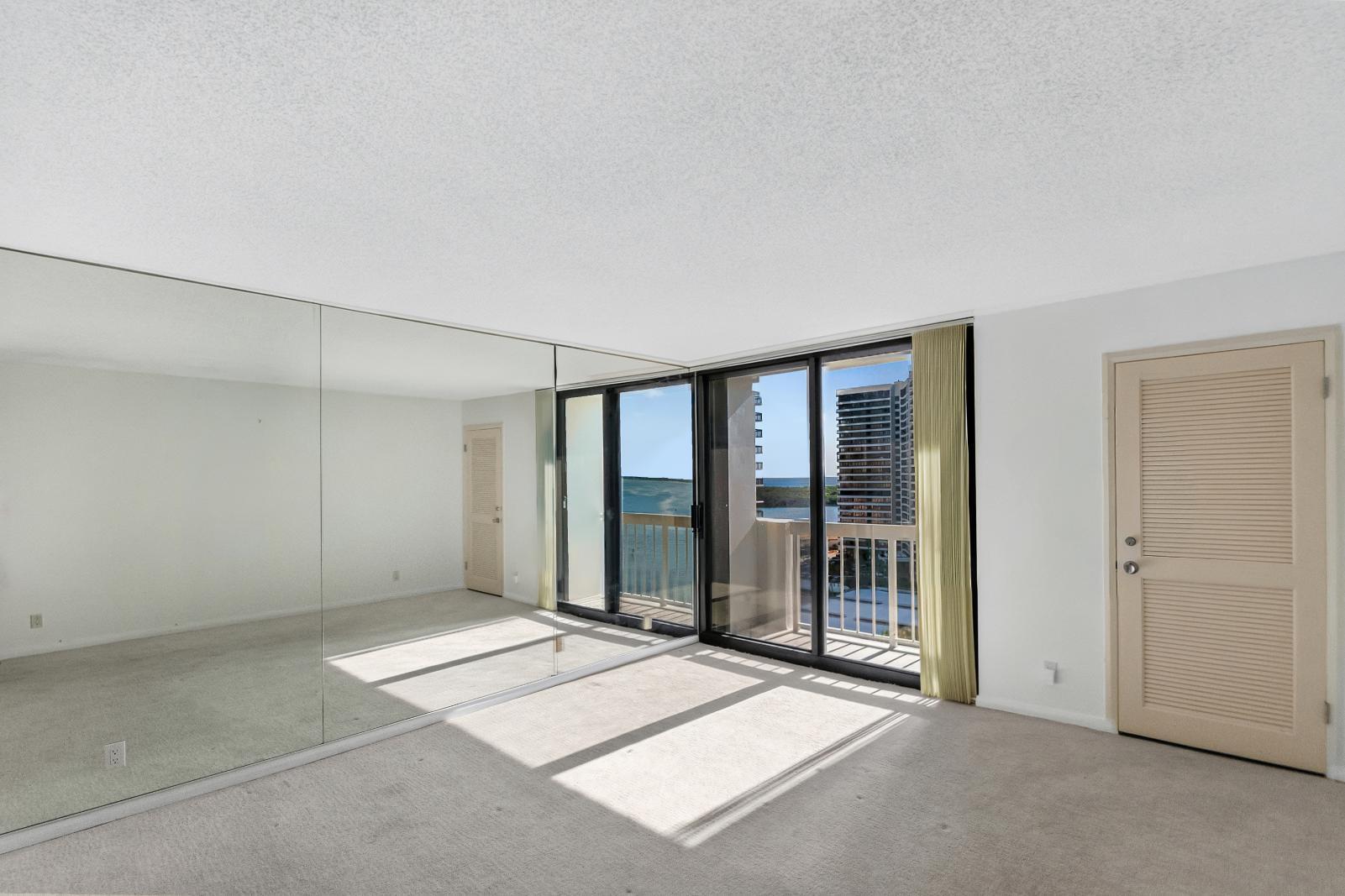 123 LAKESHORE #1543, North Palm Beach FL 33408