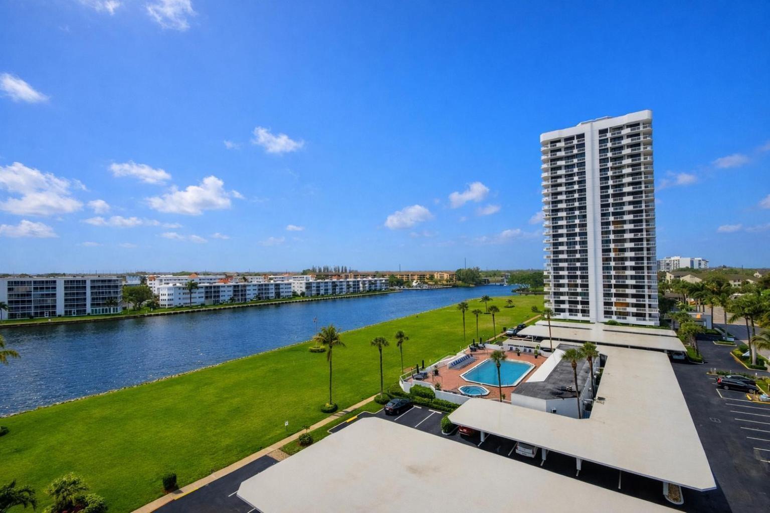 123 LAKESHORE #1543, North Palm Beach FL 33408
