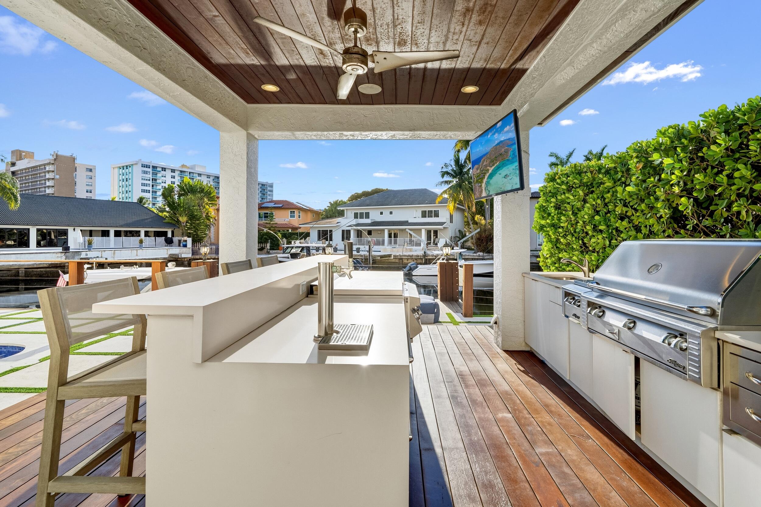 16430 NE 30th, North Miami Beach FL 33160