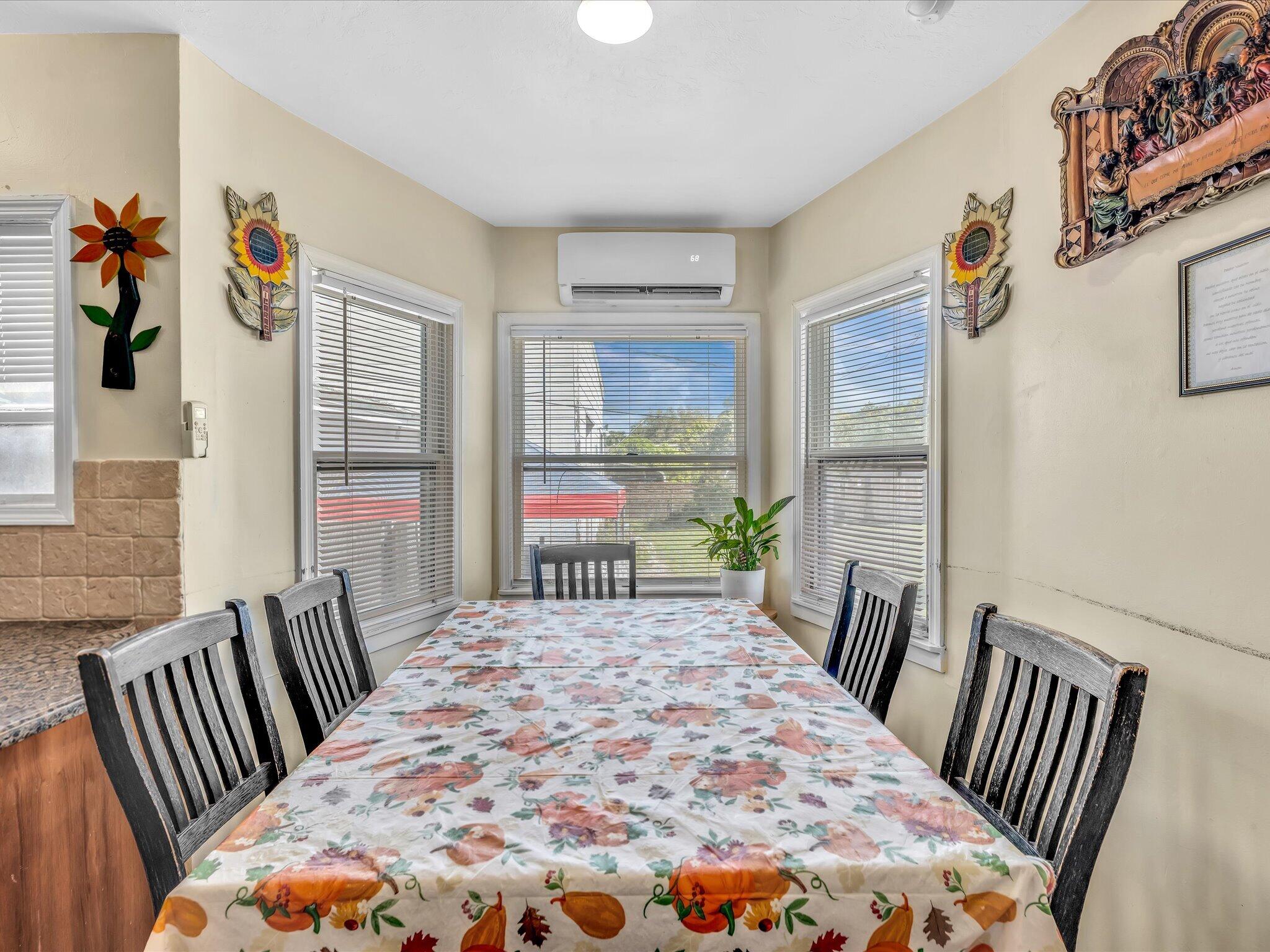 9 NW AVENUE D, Belle Glade FL 33430