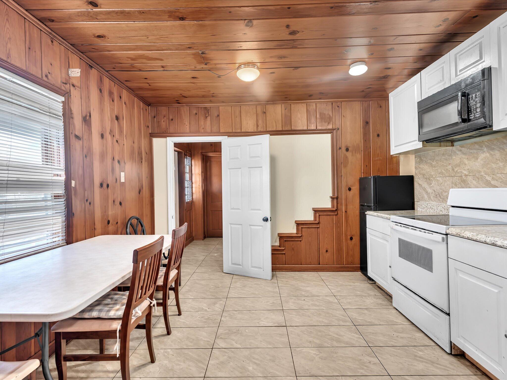 9 NW AVENUE D, Belle Glade FL 33430