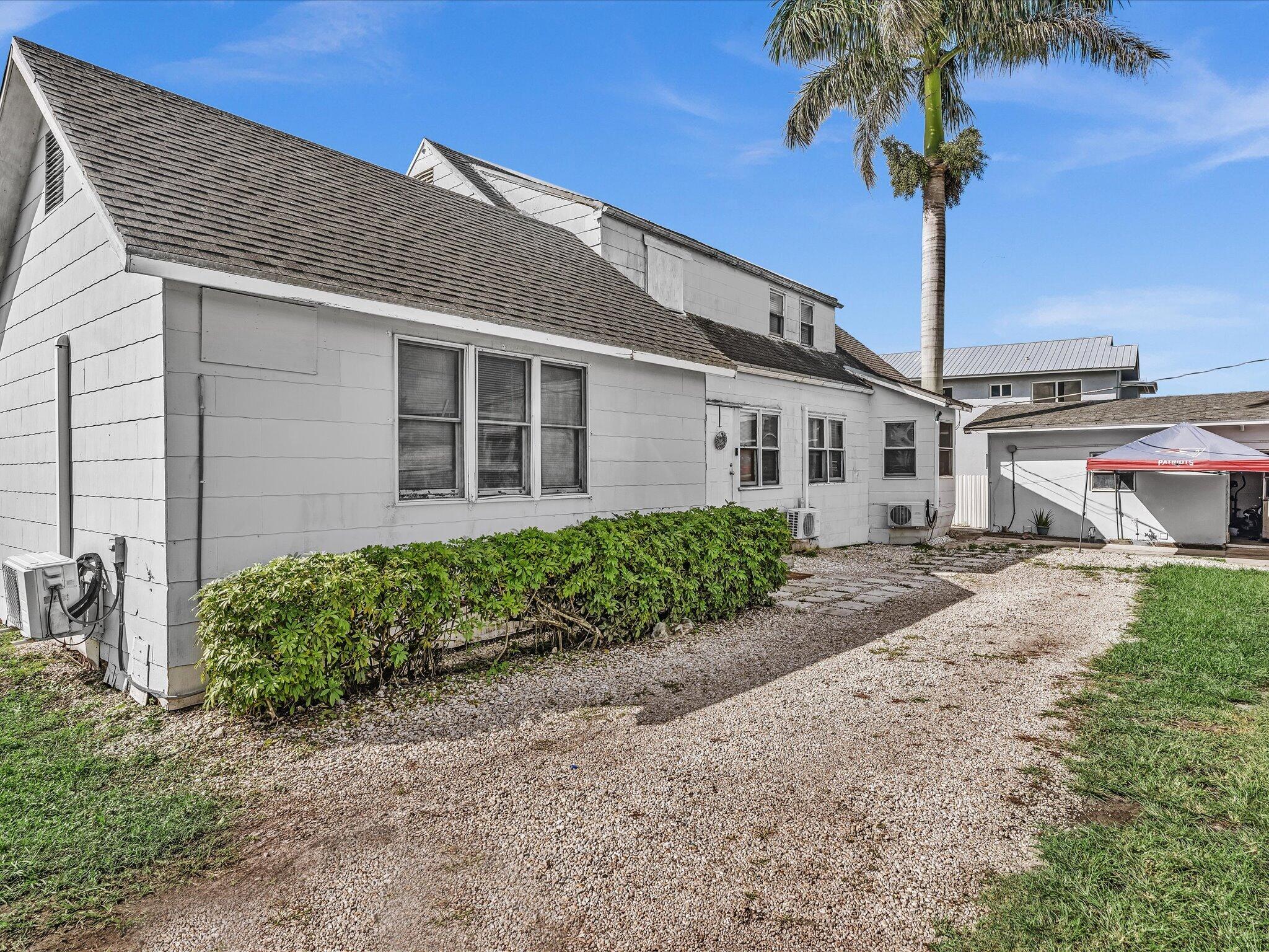 9 NW AVENUE D, Belle Glade FL 33430
