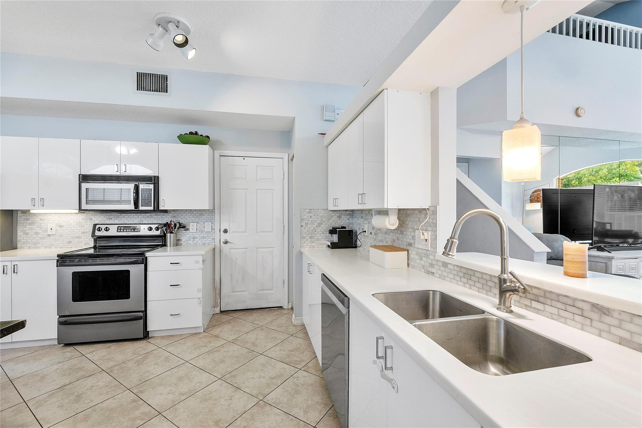 4020 Dorado, Riviera Beach FL 33418