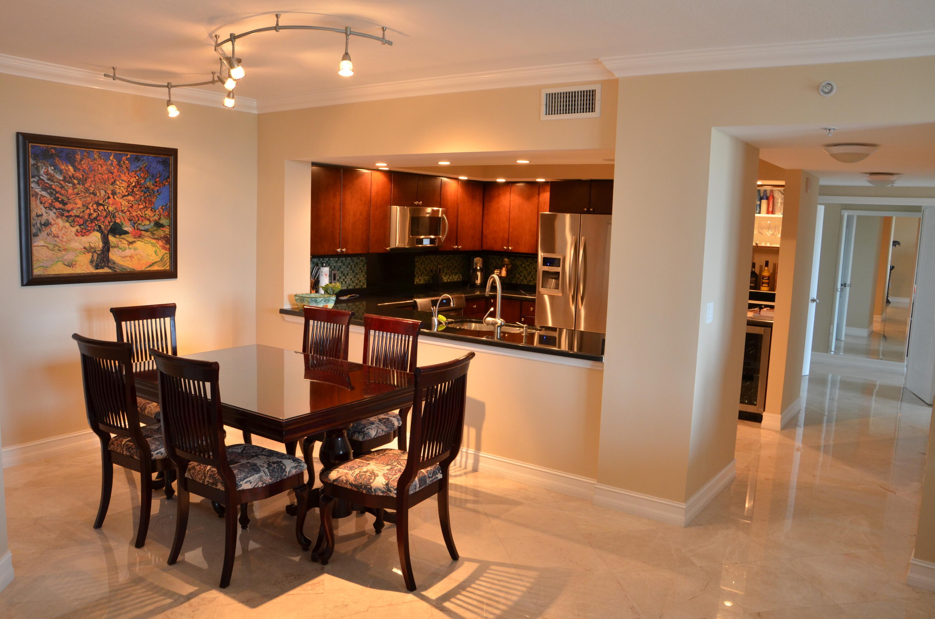 110 N Federal #510, Fort Lauderdale FL 33301