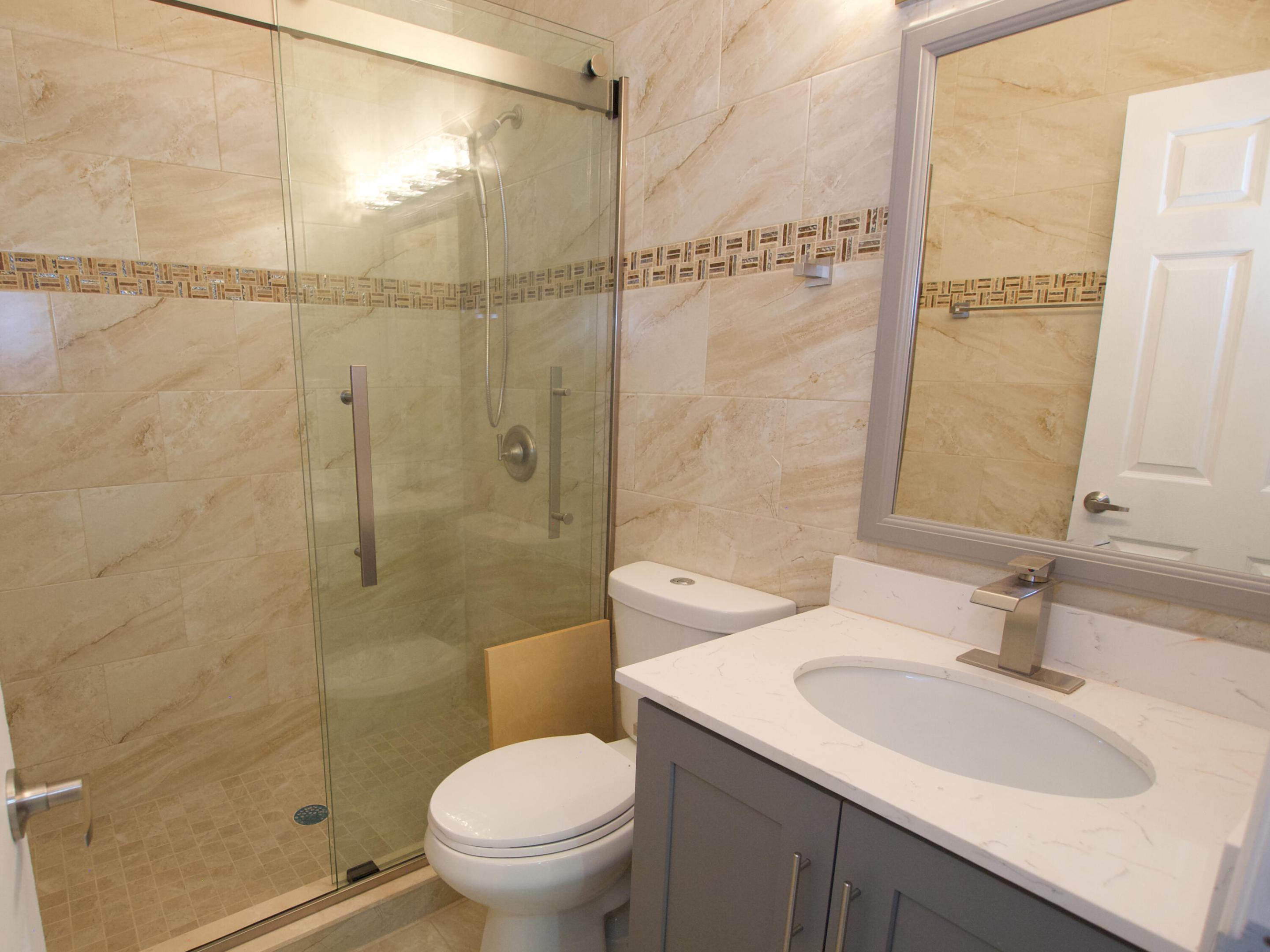 5992 NW 94th, Tamarac FL 33321