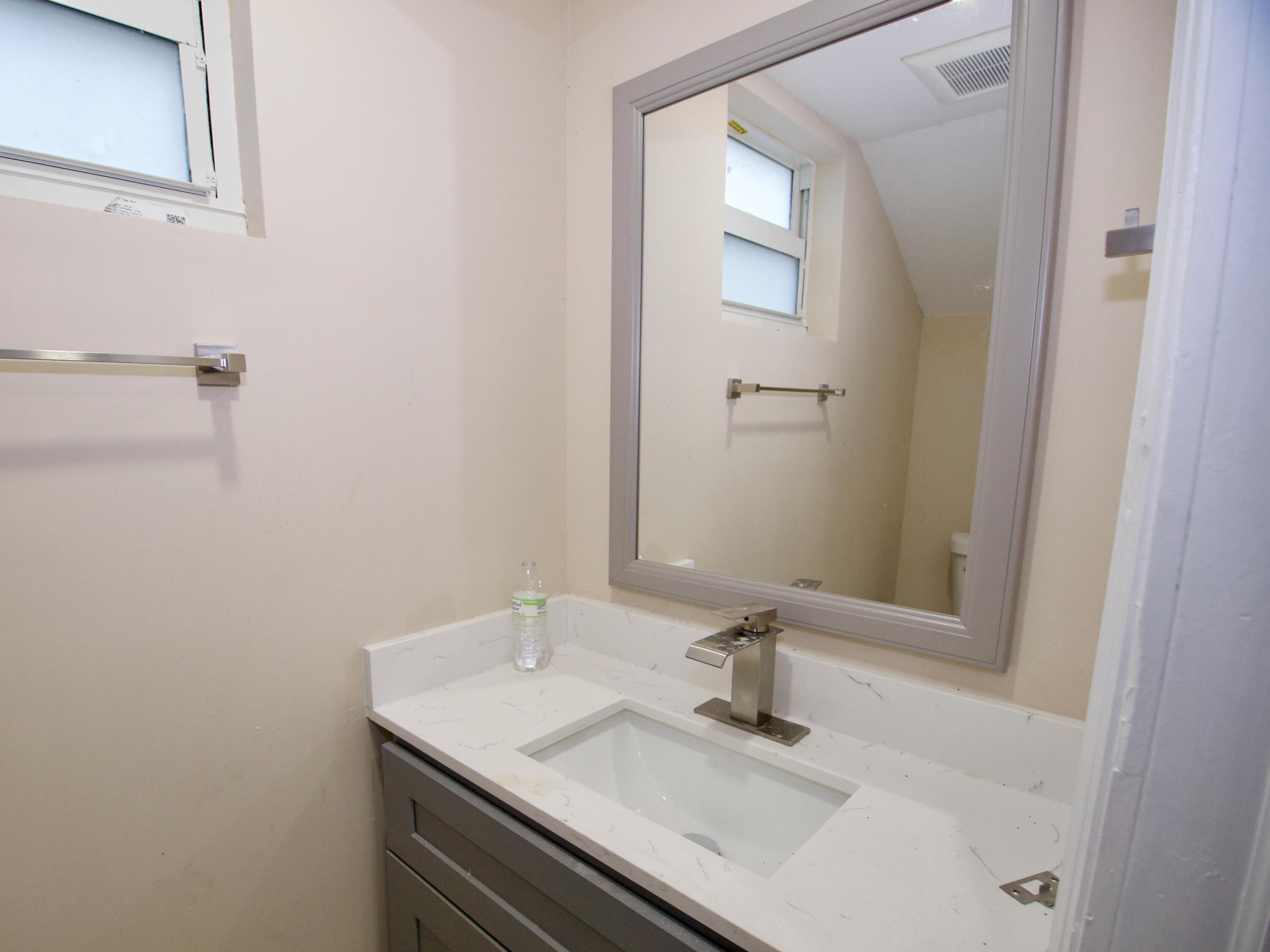 5992 NW 94th, Tamarac FL 33321