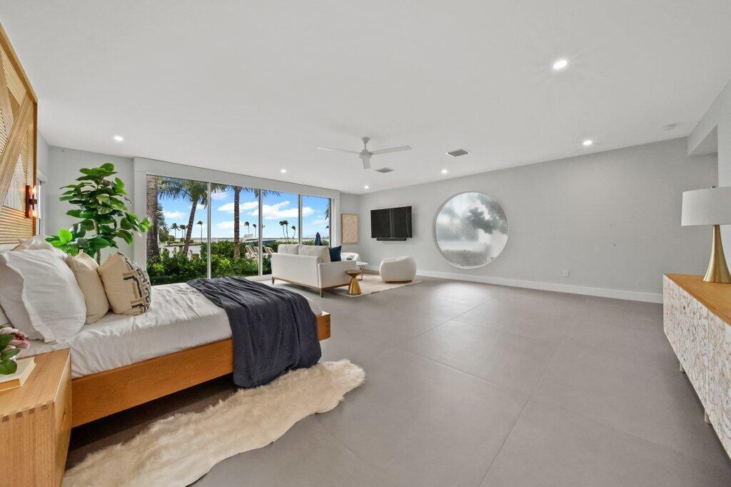6879 SE SOUTH MARINA, Hutchinson Island FL 34996