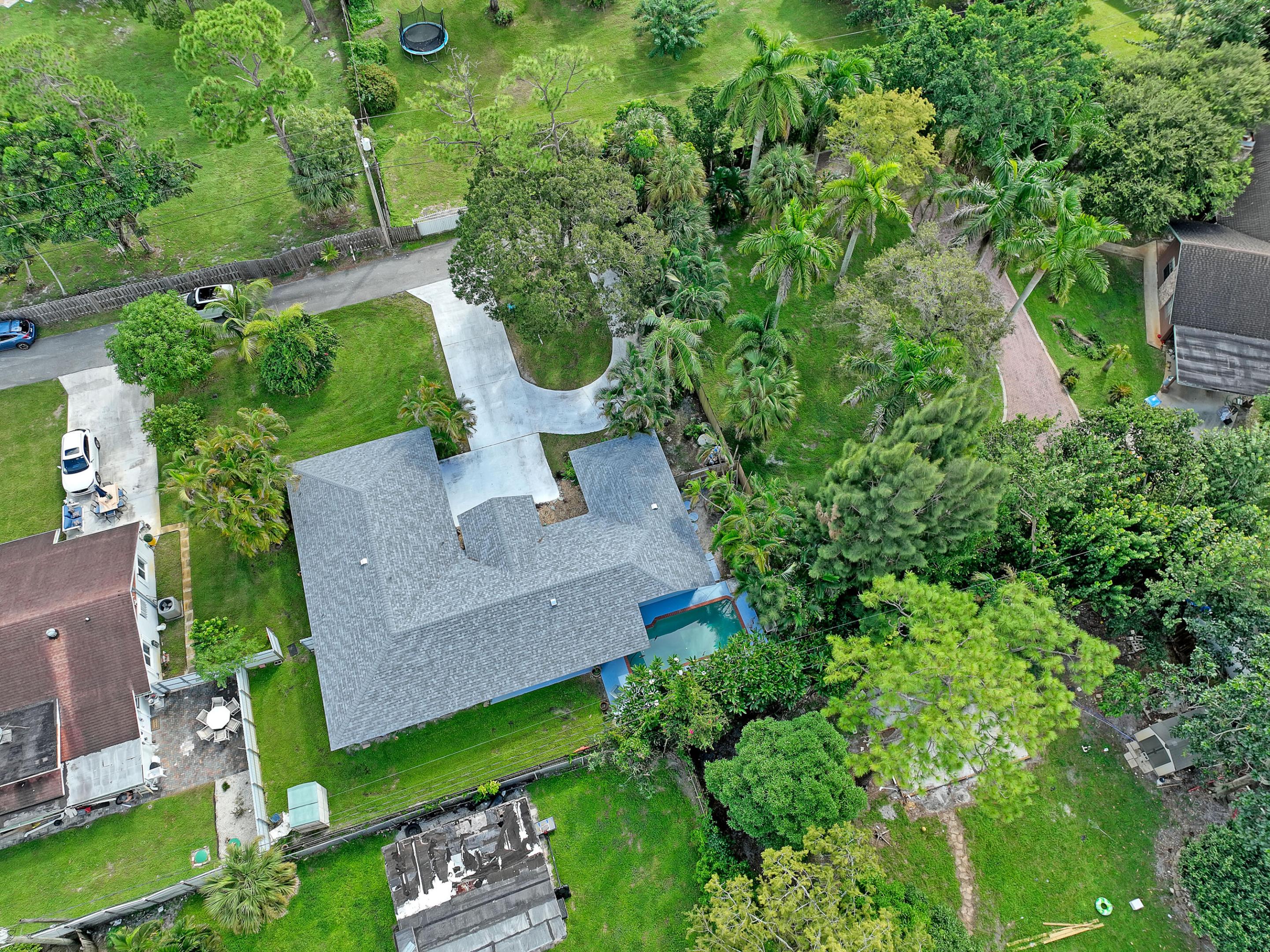 799 Huff, Haverhill FL 33415