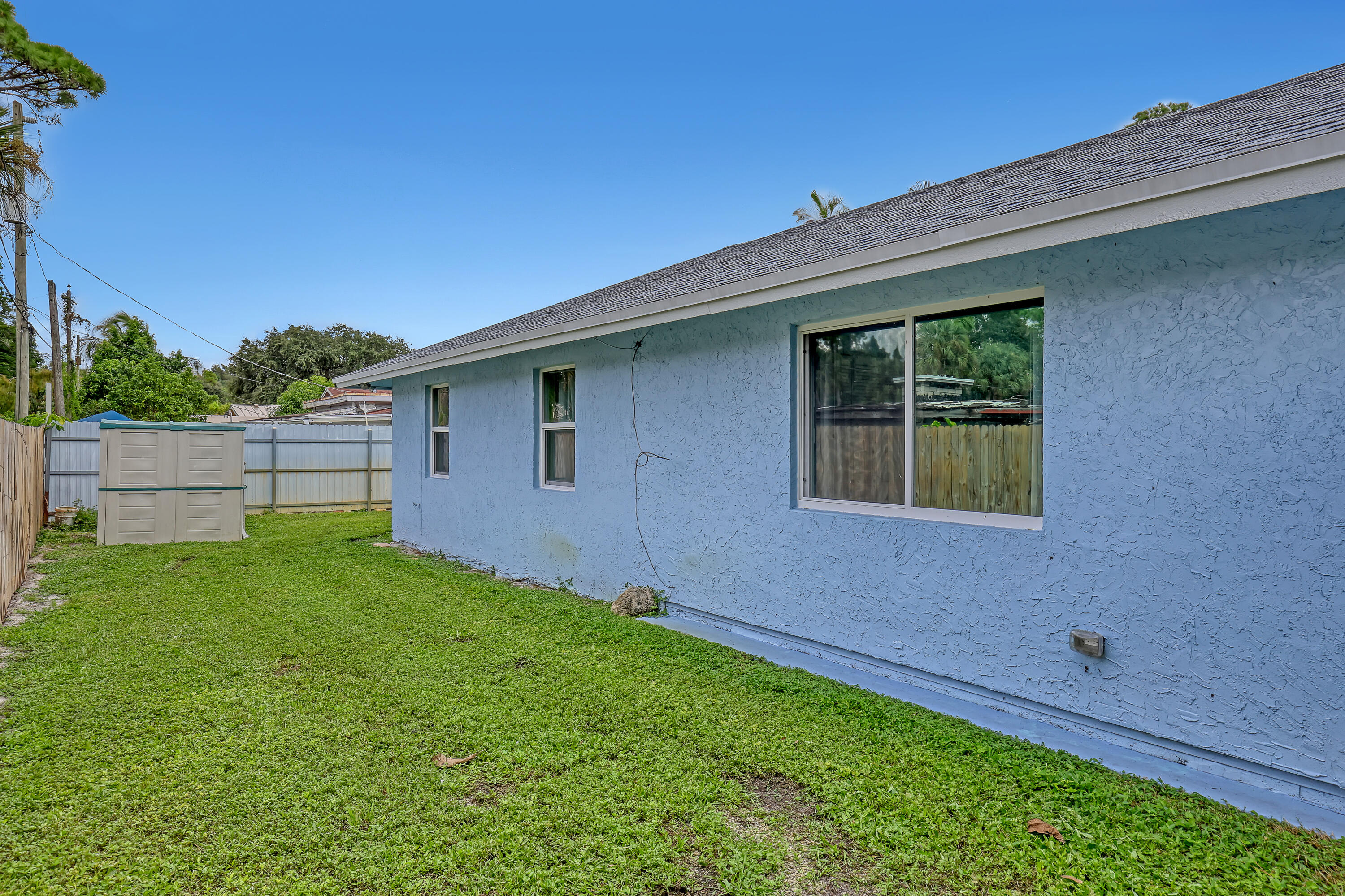 799 Huff, Haverhill FL 33415