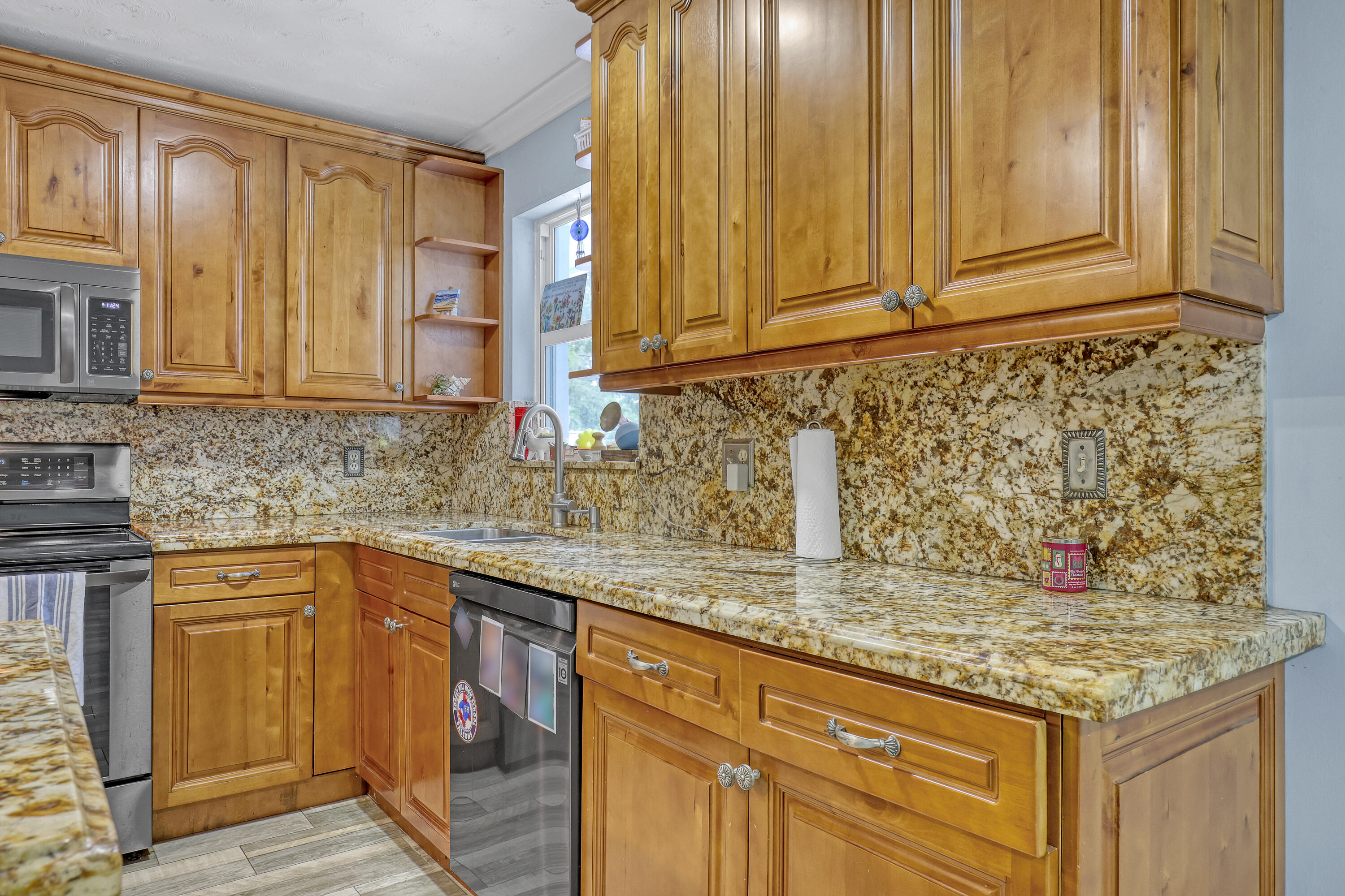 799 Huff, Haverhill FL 33415