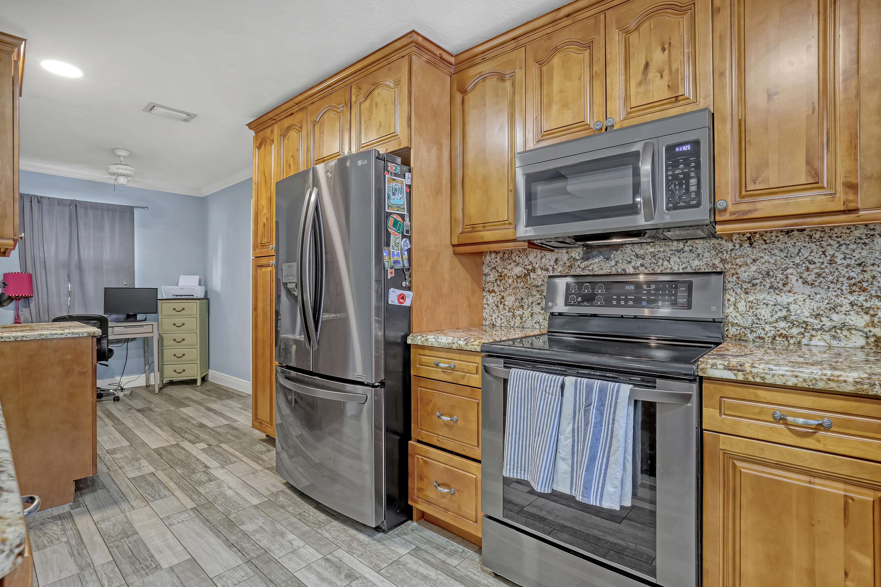 799 Huff, Haverhill FL 33415
