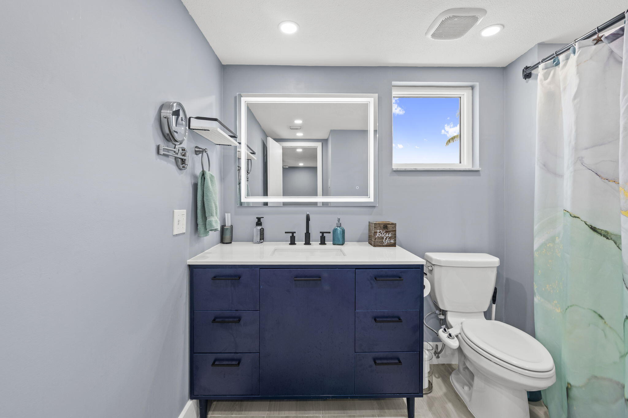 2201 N SURF #1, Hollywood FL 33019