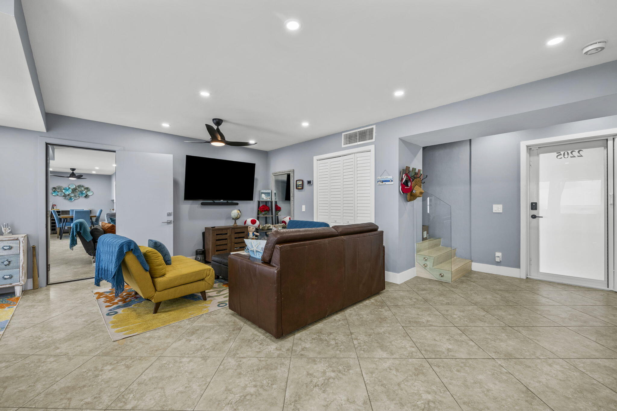 2201 N SURF #1, Hollywood FL 33019