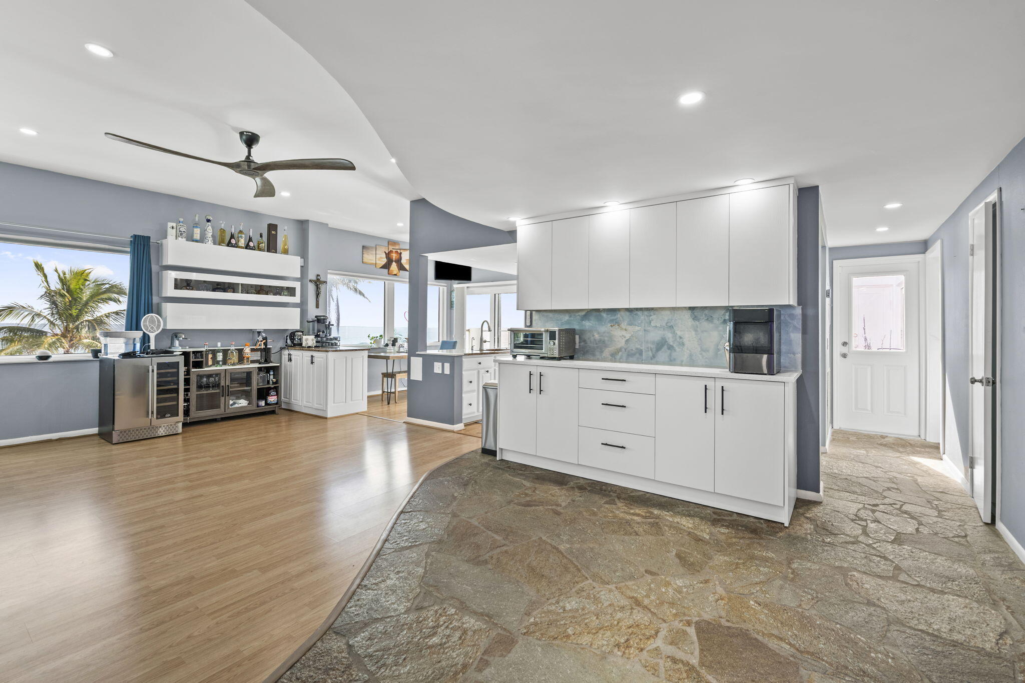 2203 N SURF #PH2, Hollywood FL 33019