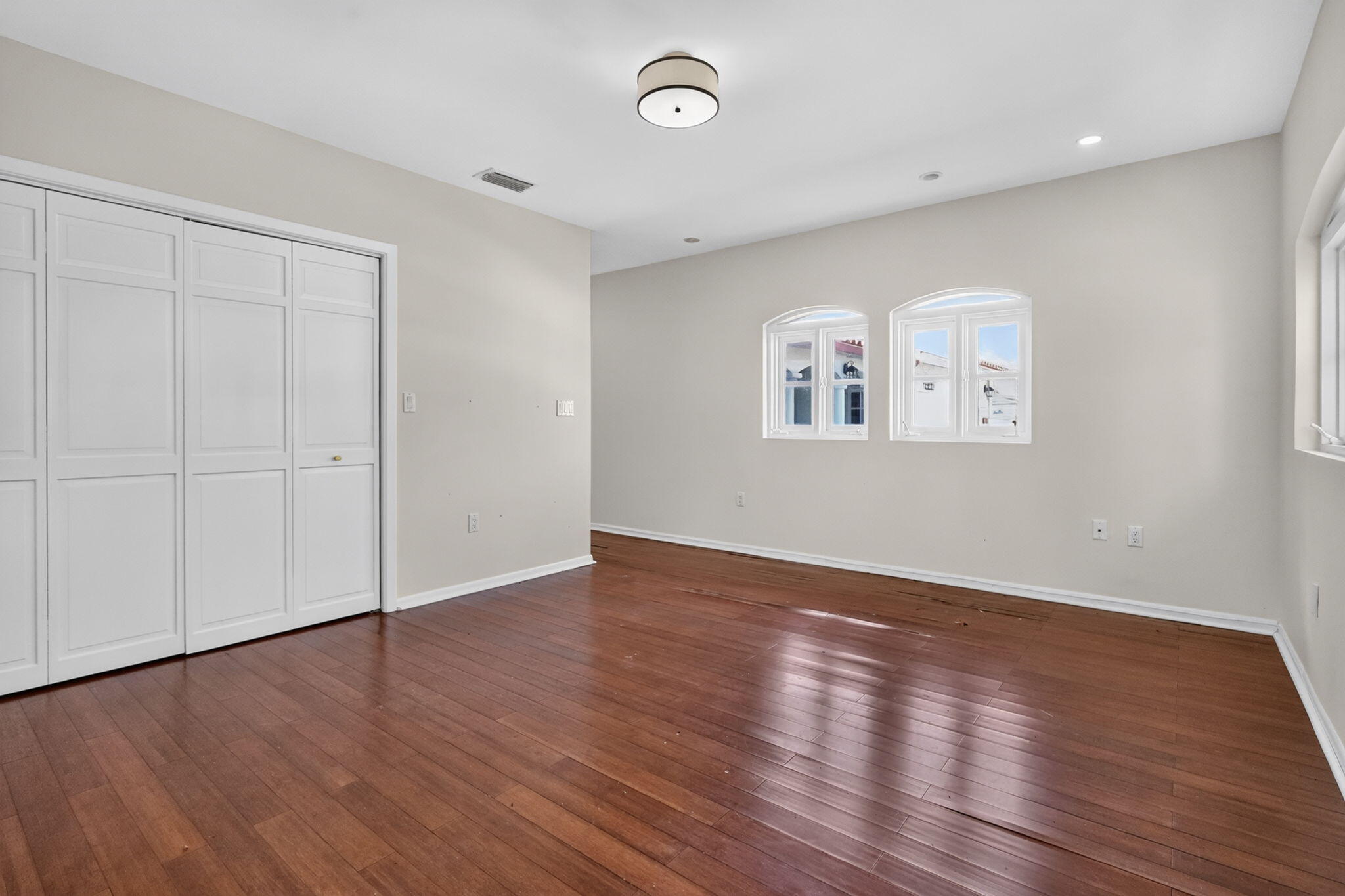 7500 W TREASURE, North Bay Village FL 33141