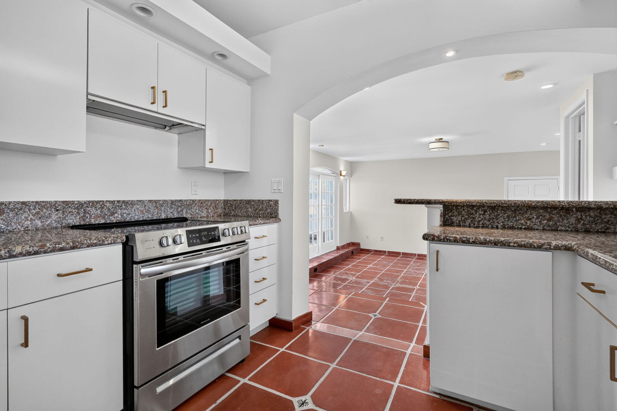 7500 W TREASURE, North Bay Village FL 33141
