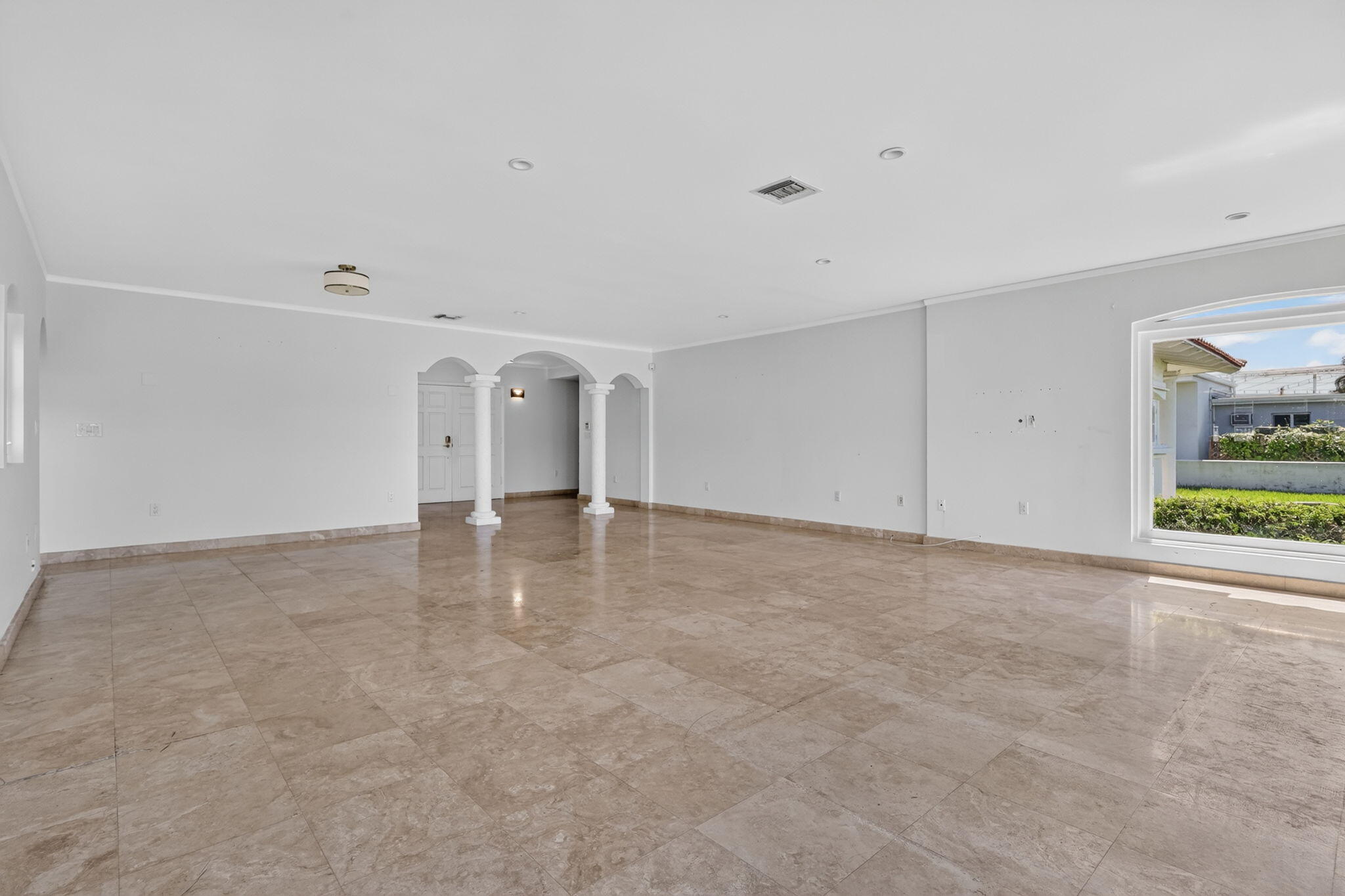 7500 W TREASURE, North Bay Village FL 33141