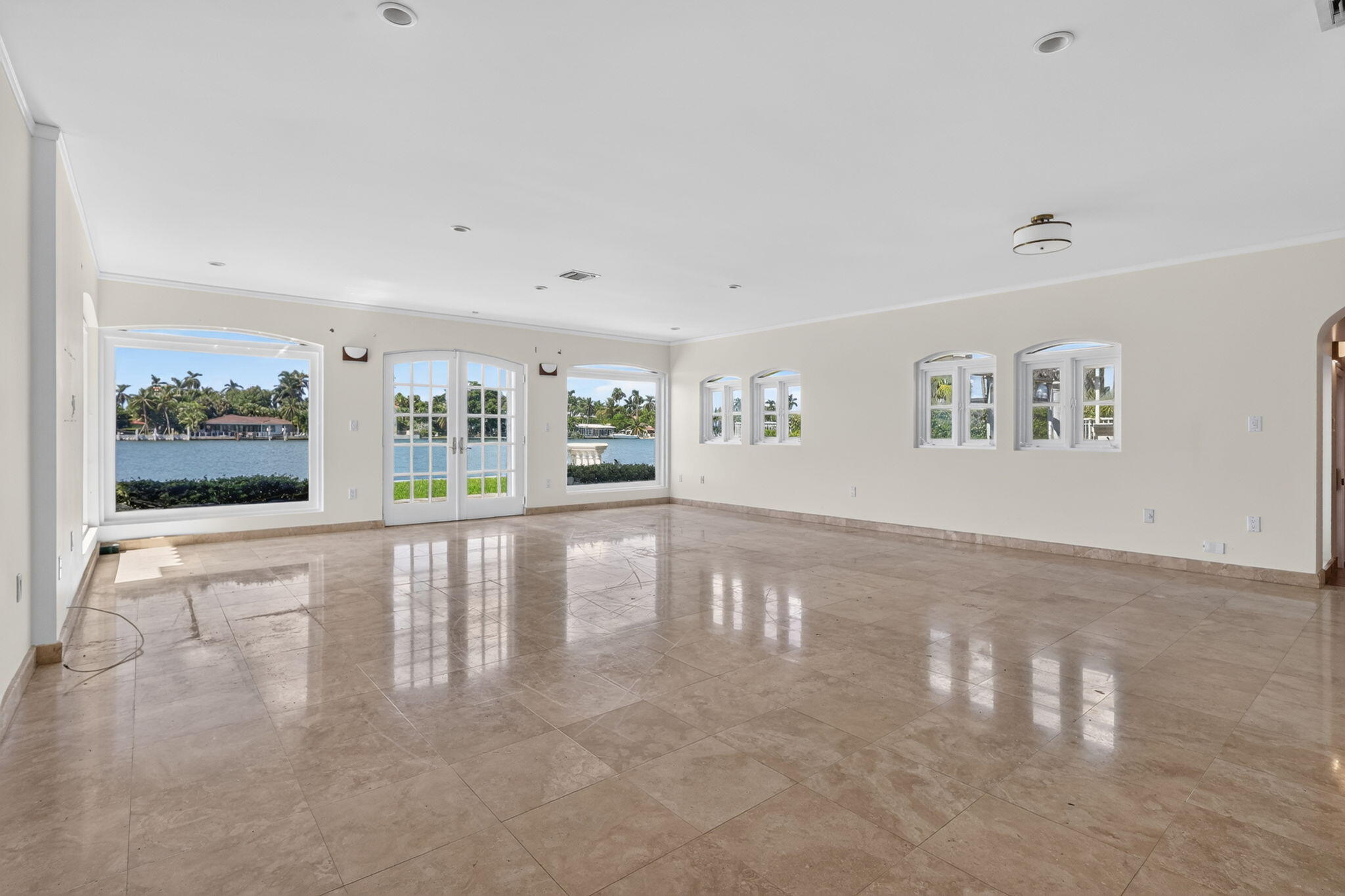 7500 W TREASURE, North Bay Village FL 33141